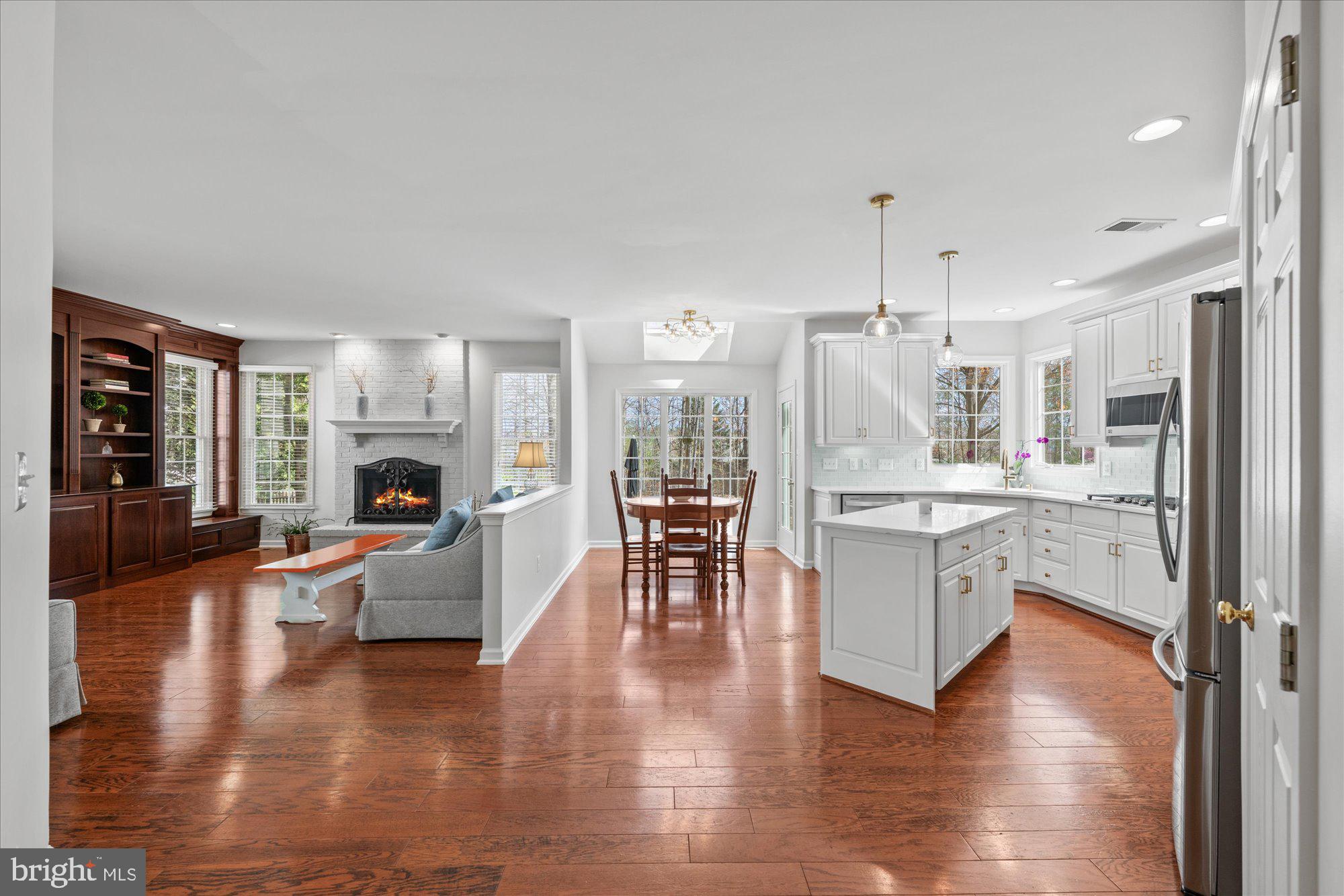 BELMONT COUNTRY CLUB - Residential