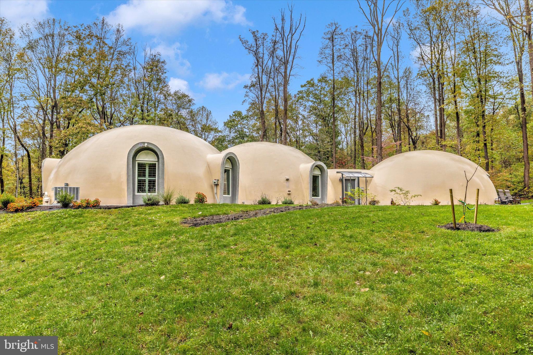 FOX TOWER KNOLLS - Residential