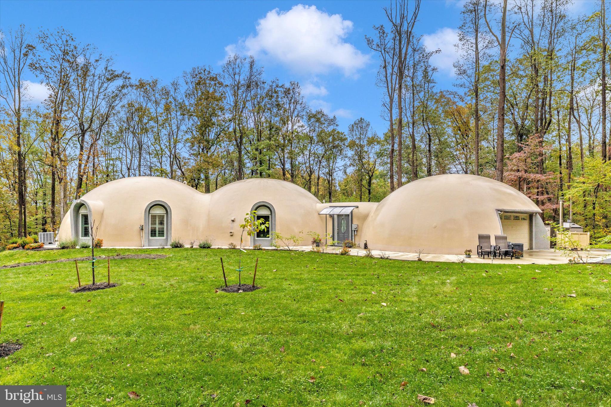 FOX TOWER KNOLLS - Residential