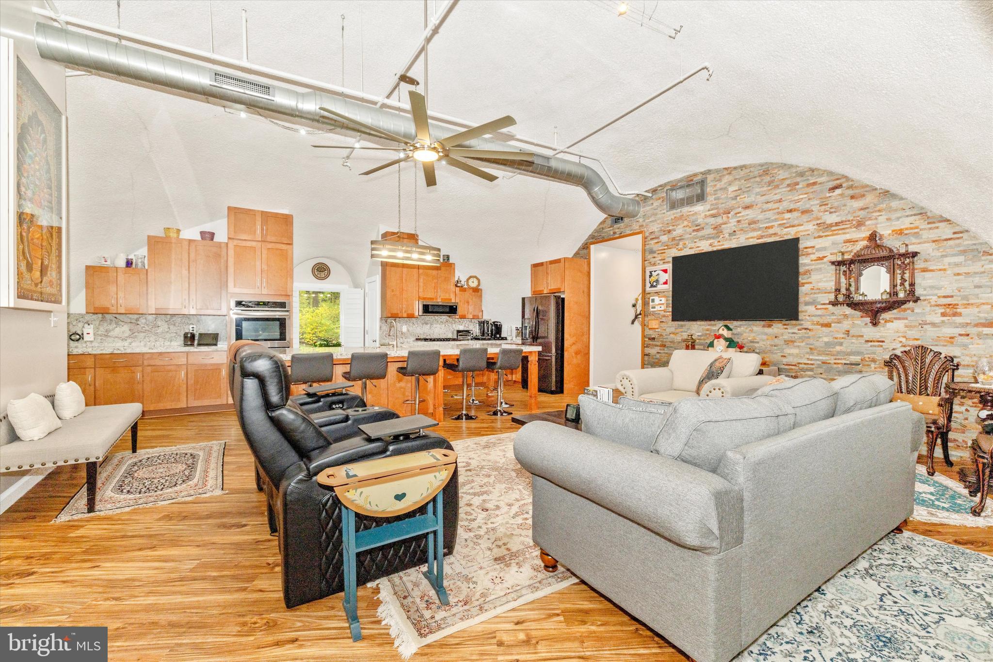 FOX TOWER KNOLLS - Residential