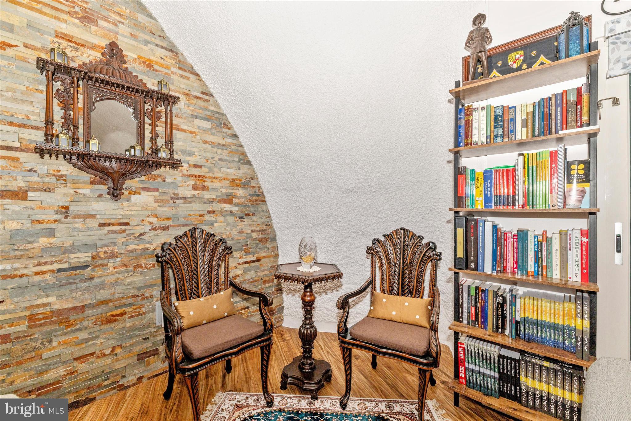 FOX TOWER KNOLLS - Residential