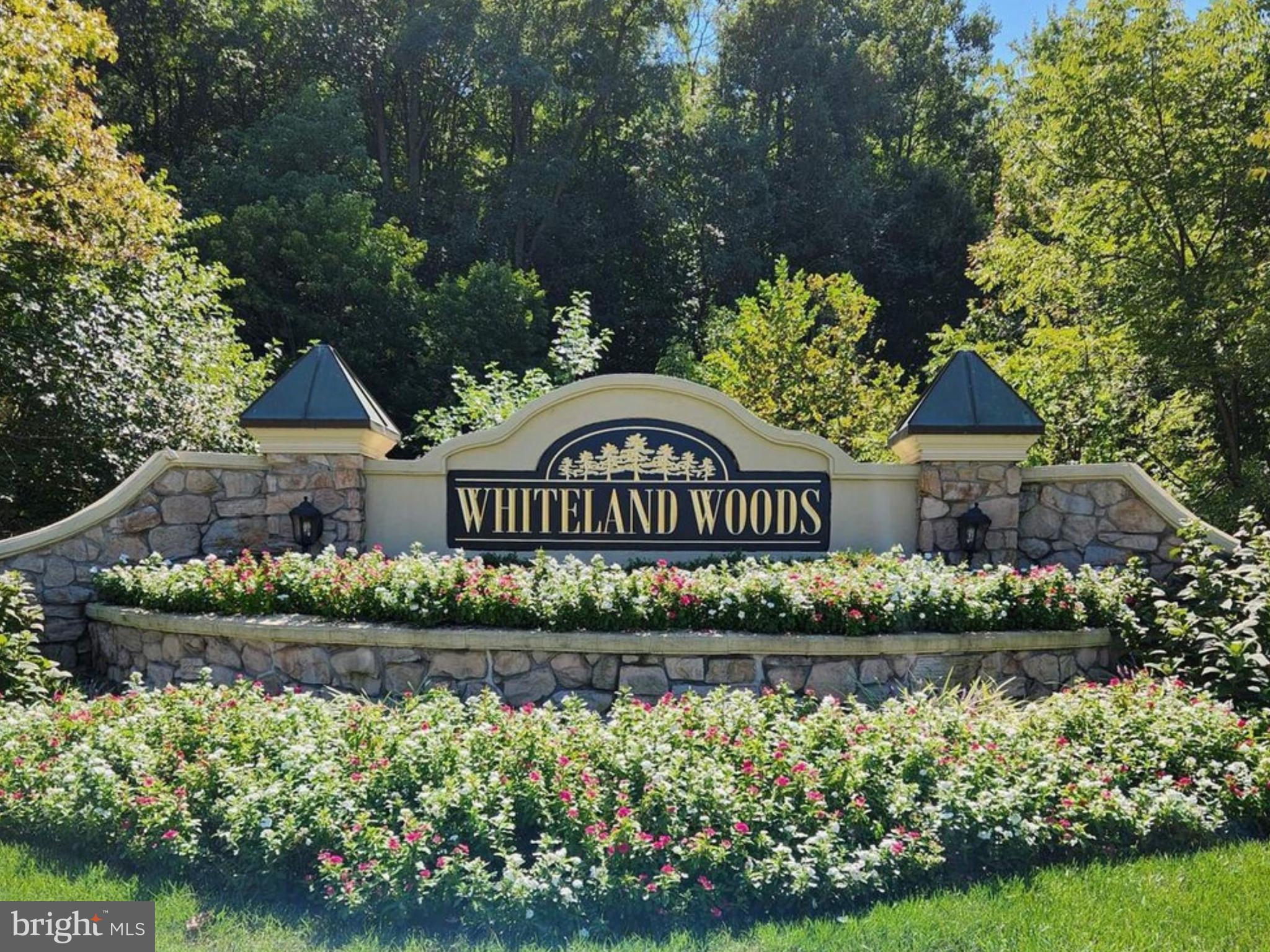 WHITELAND WOODS - Residential