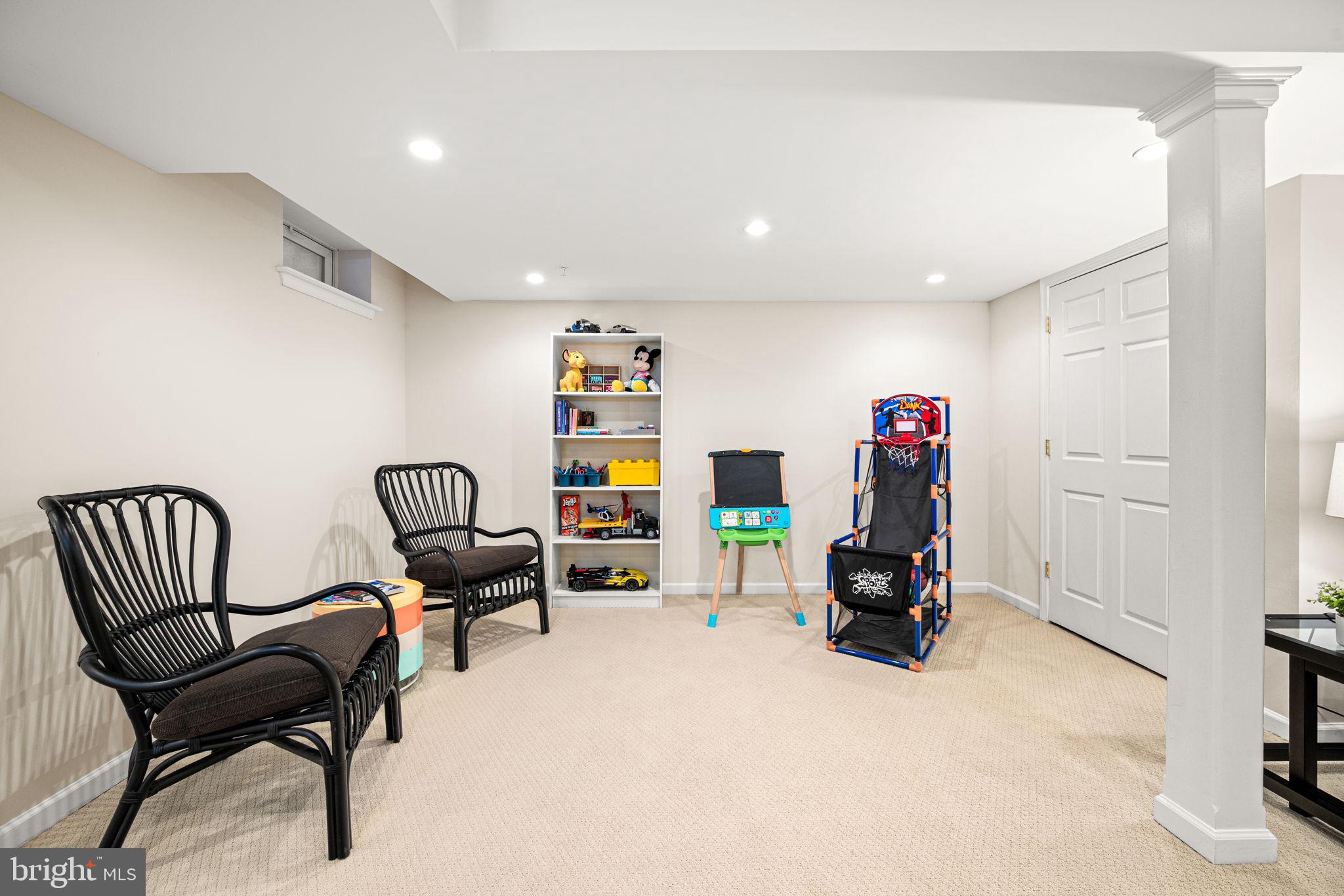 WHITELAND WOODS - Residential