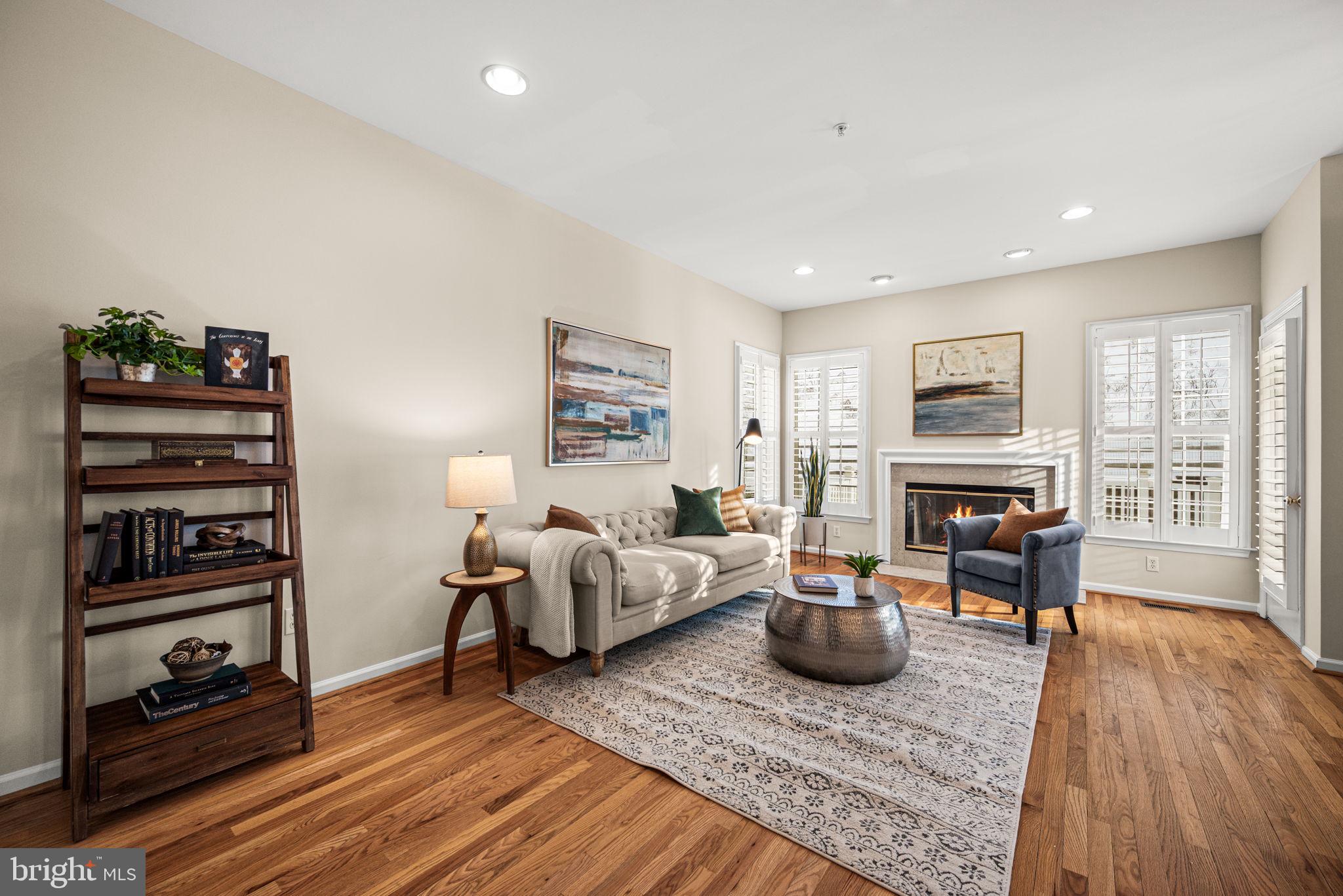 WHITELAND WOODS - Residential