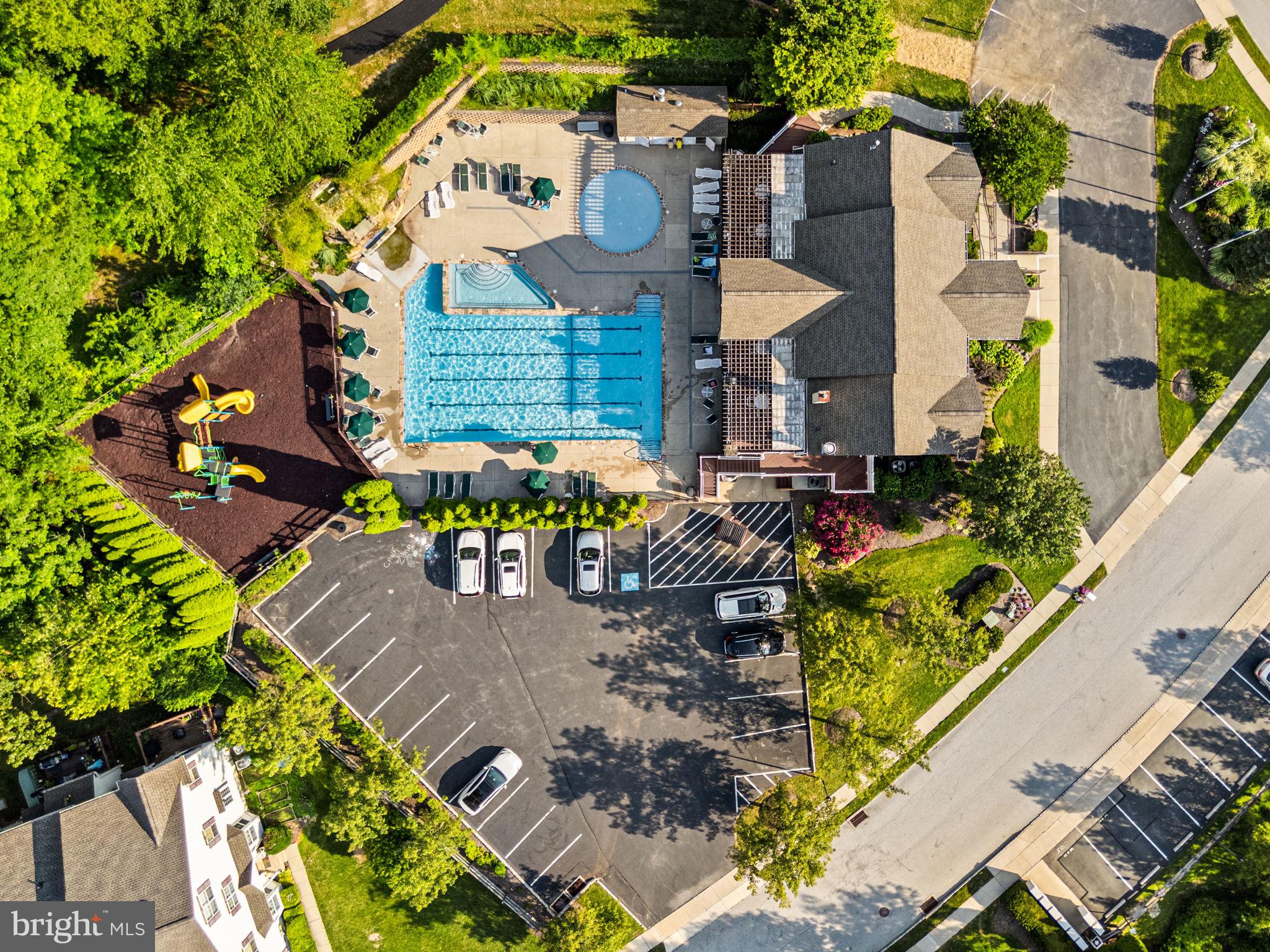 WHITELAND WOODS - Residential