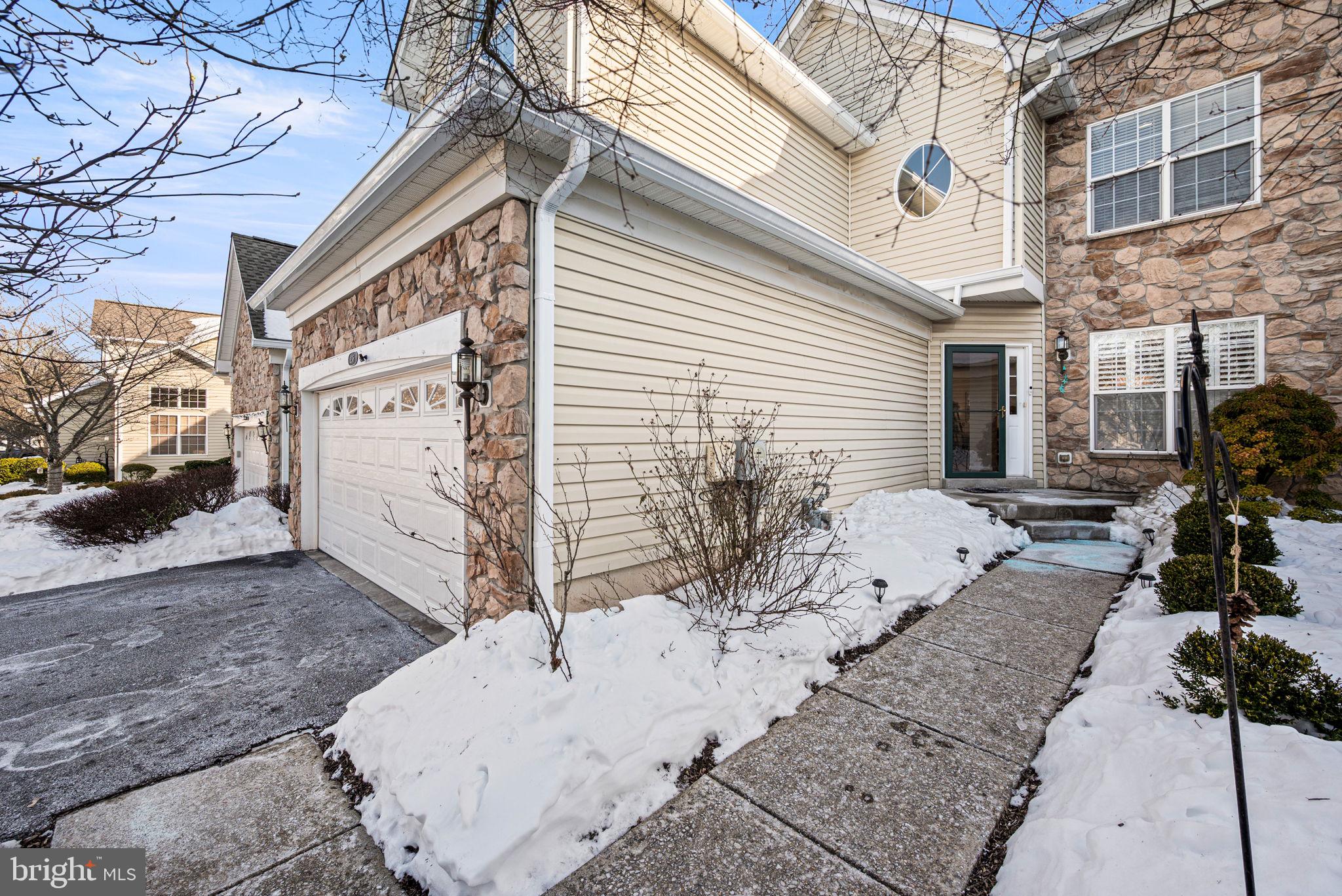 WHITELAND WOODS - Residential