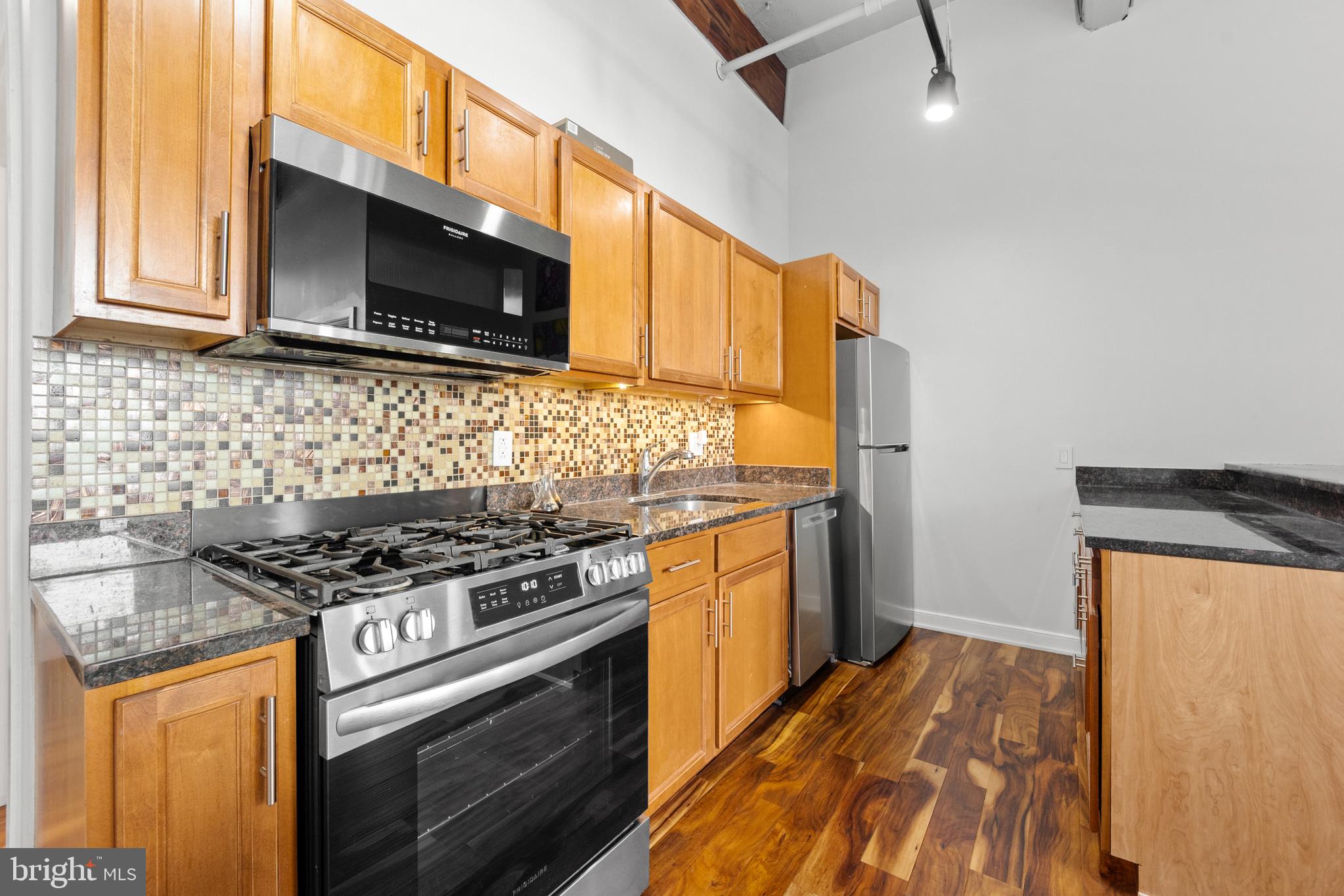 511 N BROAD STREET 304