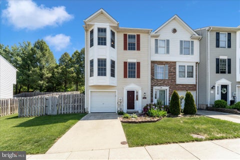 Townhouse For Sale - 231 Mountain Terrace<br/> Frederick County, MYERSVILLE, MD 21773