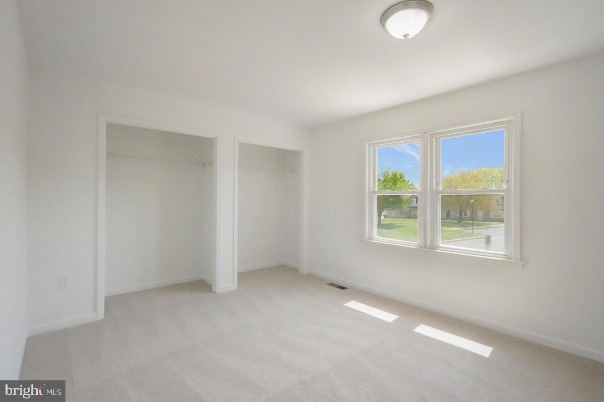 PARK SQUARE - IND HEAD - Residential