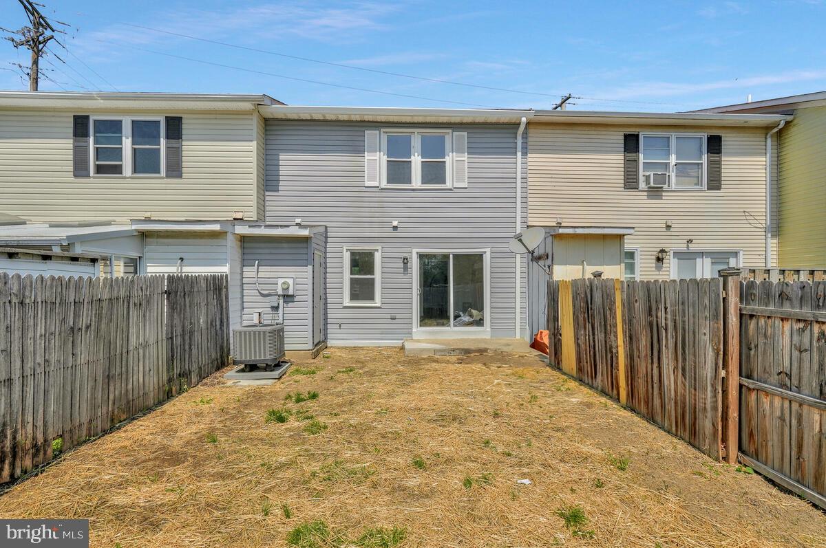 PARK SQUARE - IND HEAD - Residential