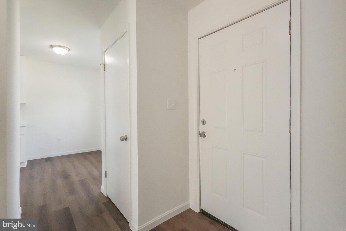 PARK SQUARE - IND HEAD - Residential