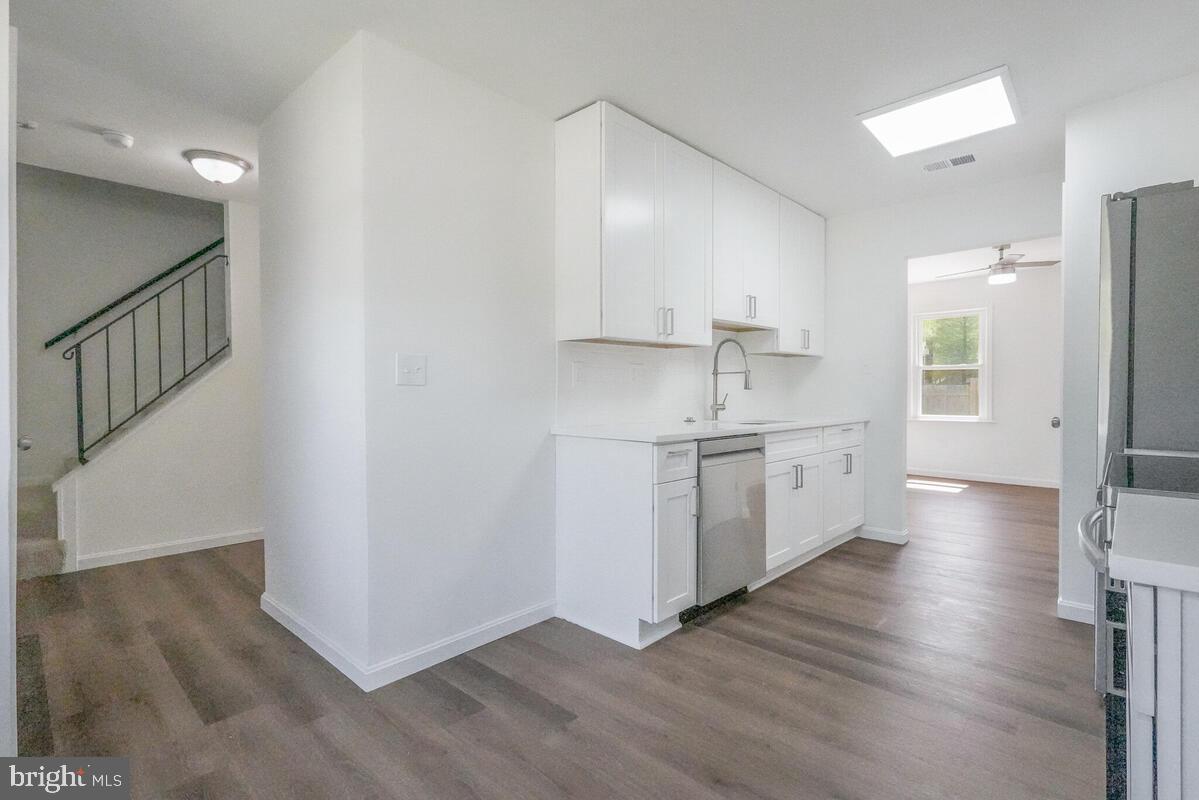 PARK SQUARE - IND HEAD - Residential