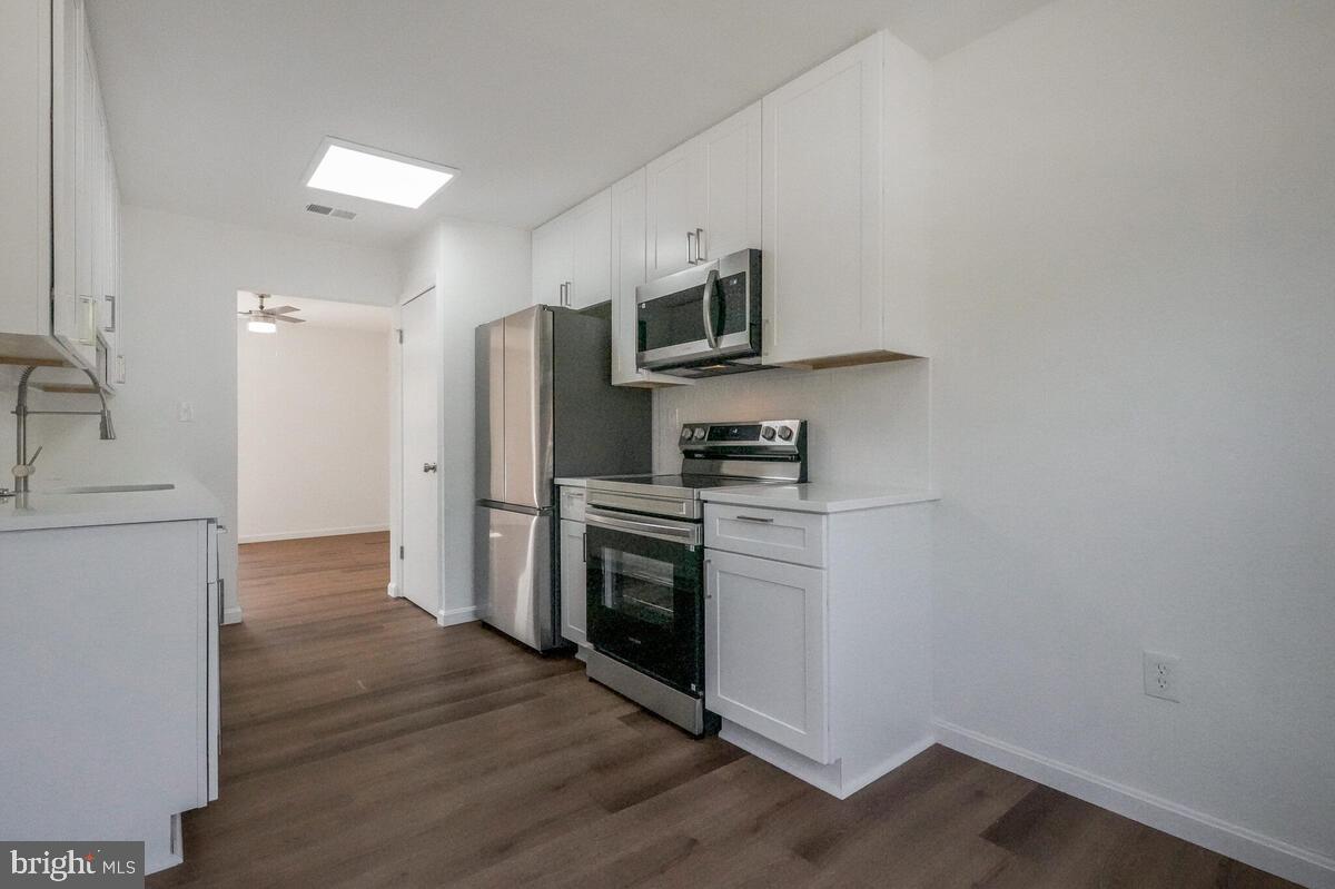 PARK SQUARE - IND HEAD - Residential