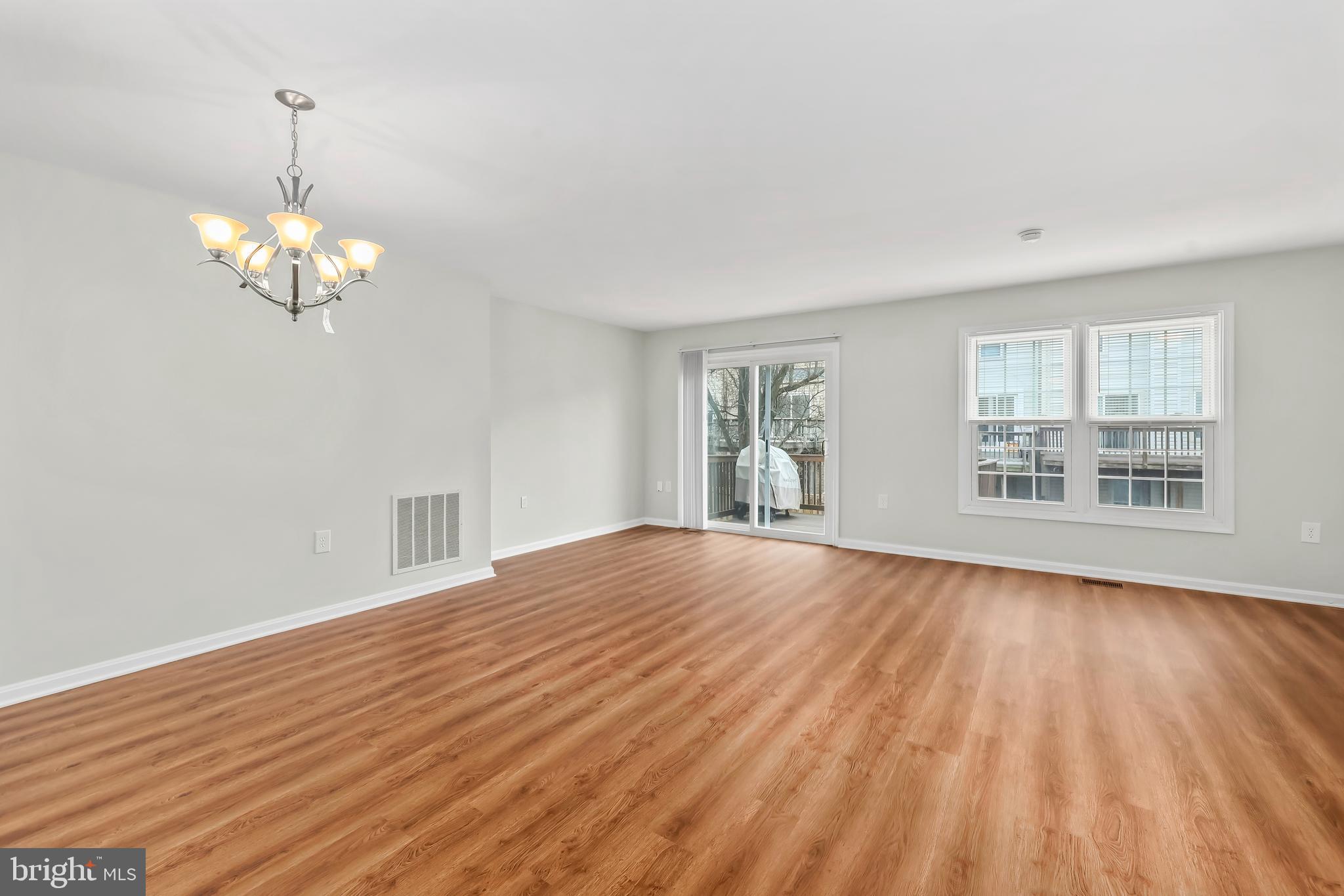 7282 SAINT JOHNS COURT