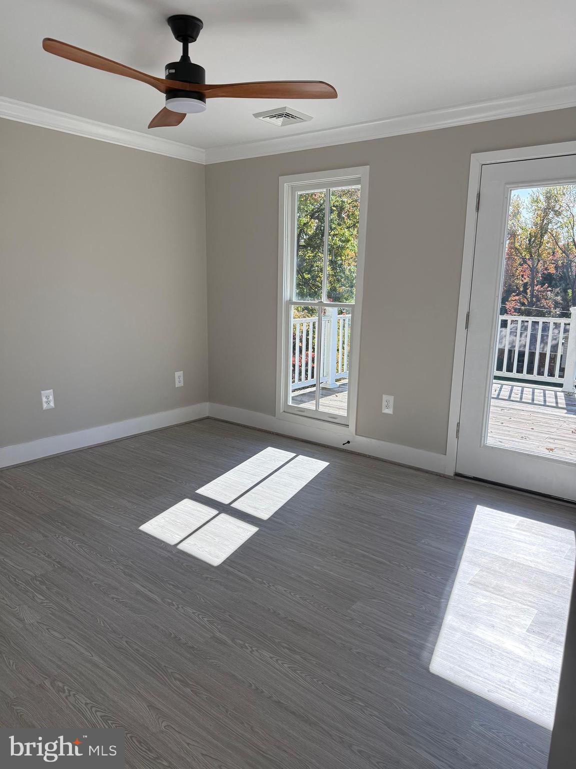 LOCH HAVEN BEACH - Residential