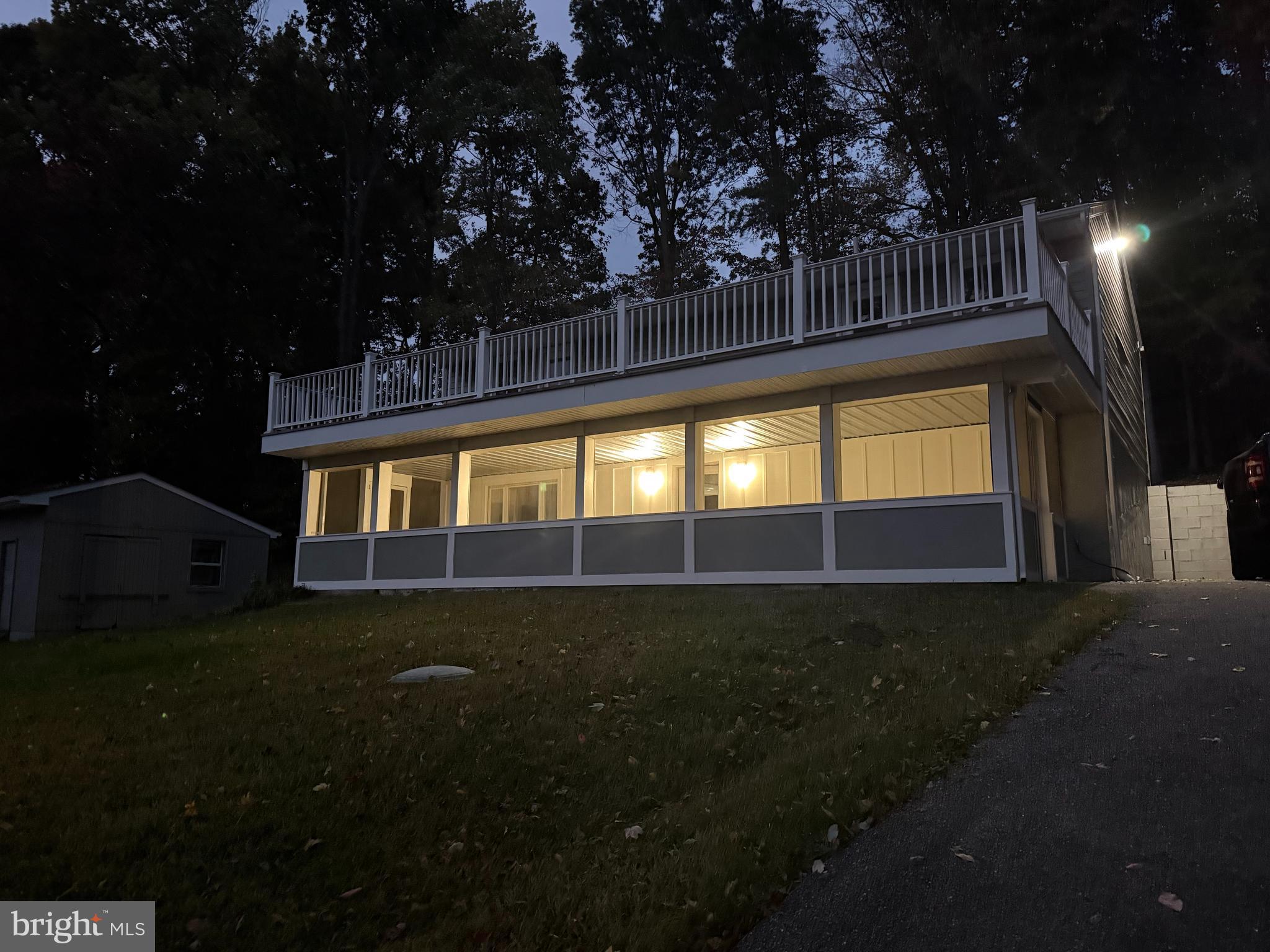 LOCH HAVEN BEACH - Residential