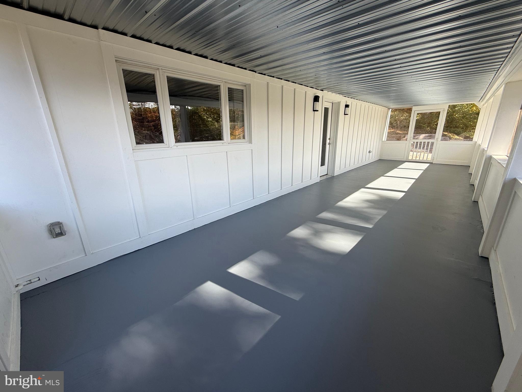 LOCH HAVEN BEACH - Residential