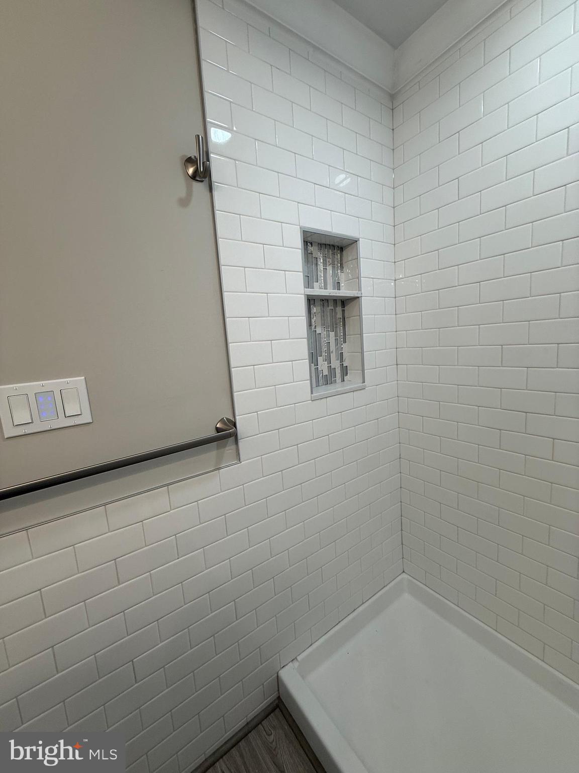 LOCH HAVEN BEACH - Residential