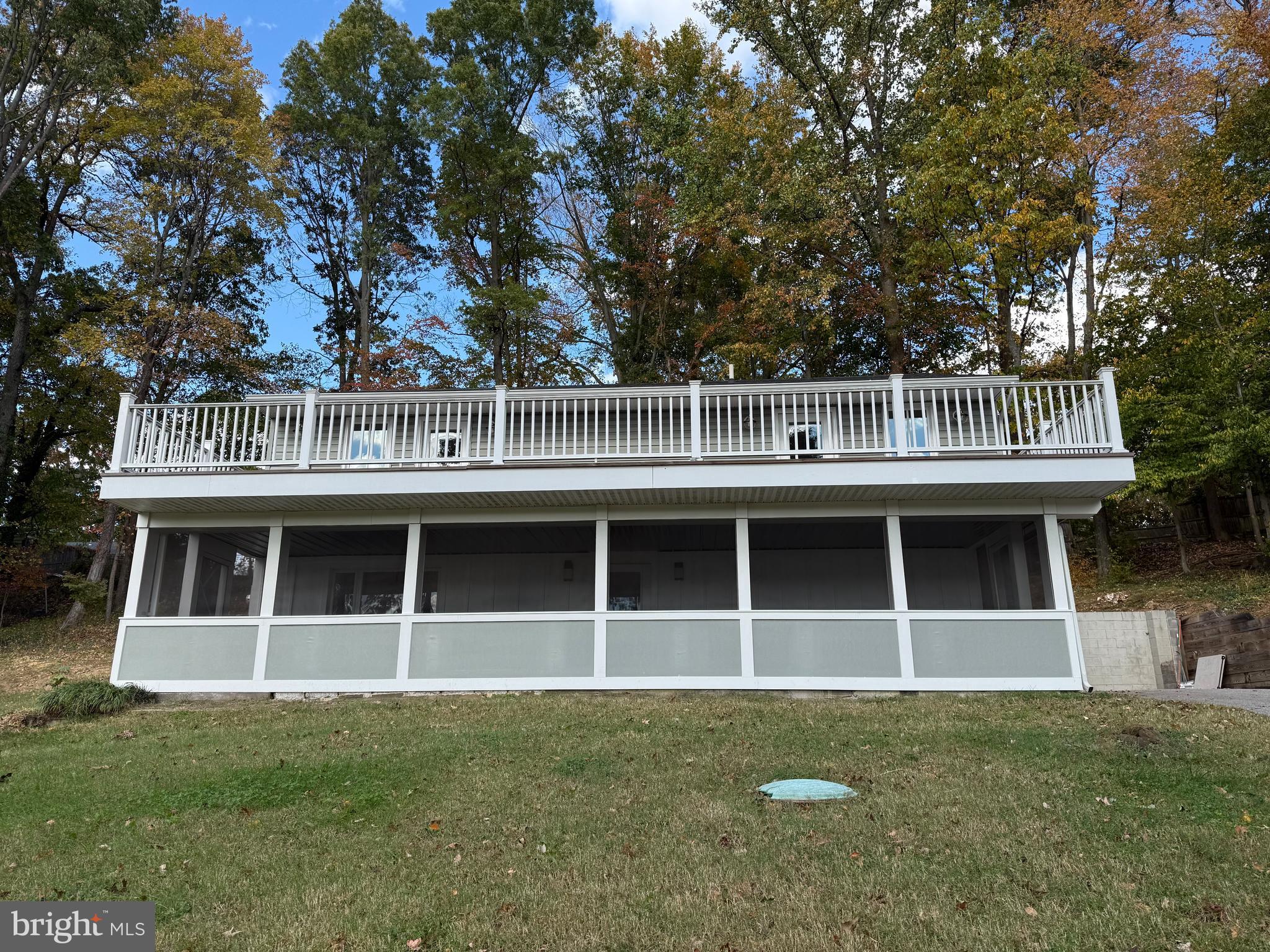 LOCH HAVEN BEACH - Residential