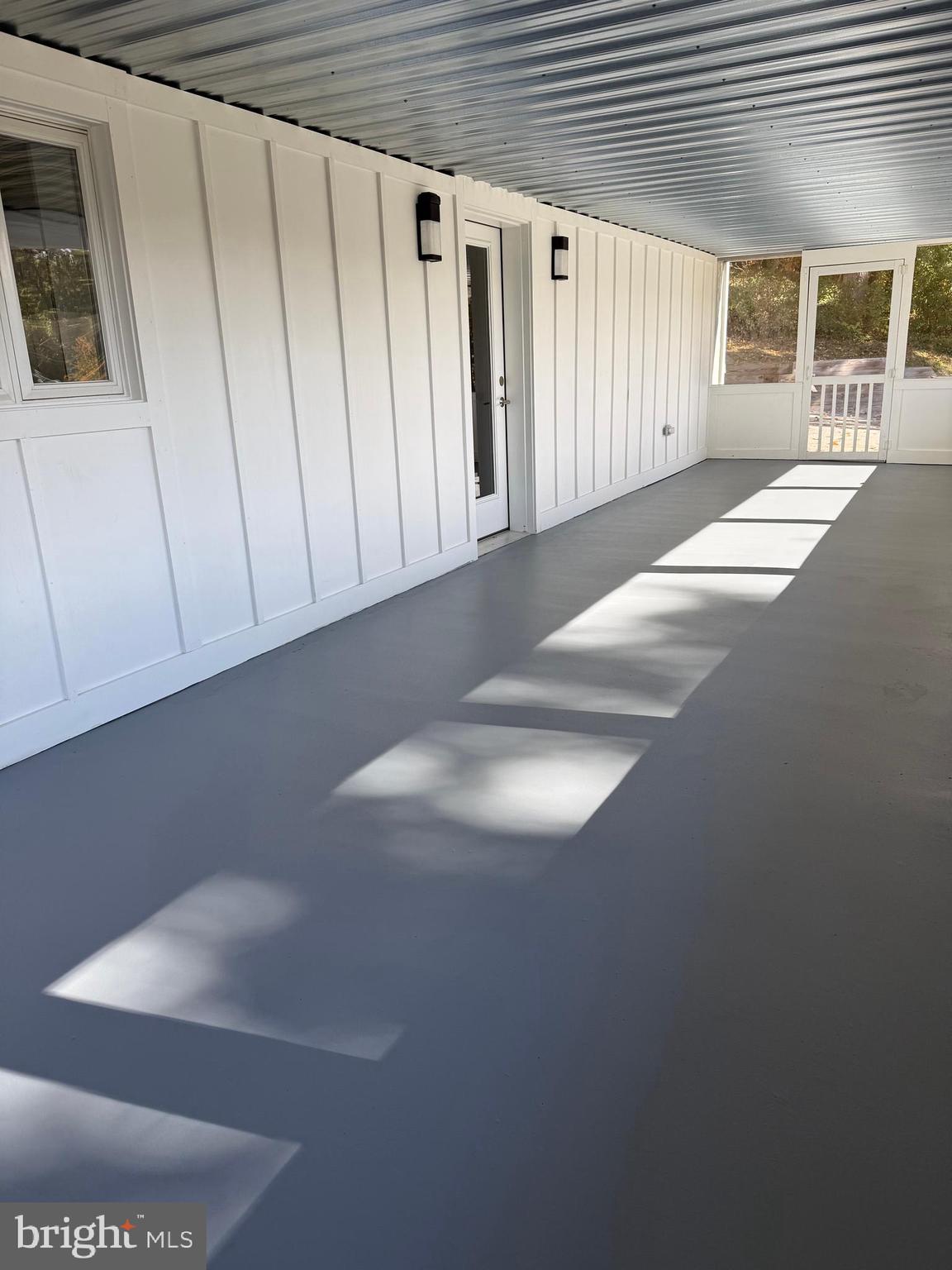 LOCH HAVEN BEACH - Residential