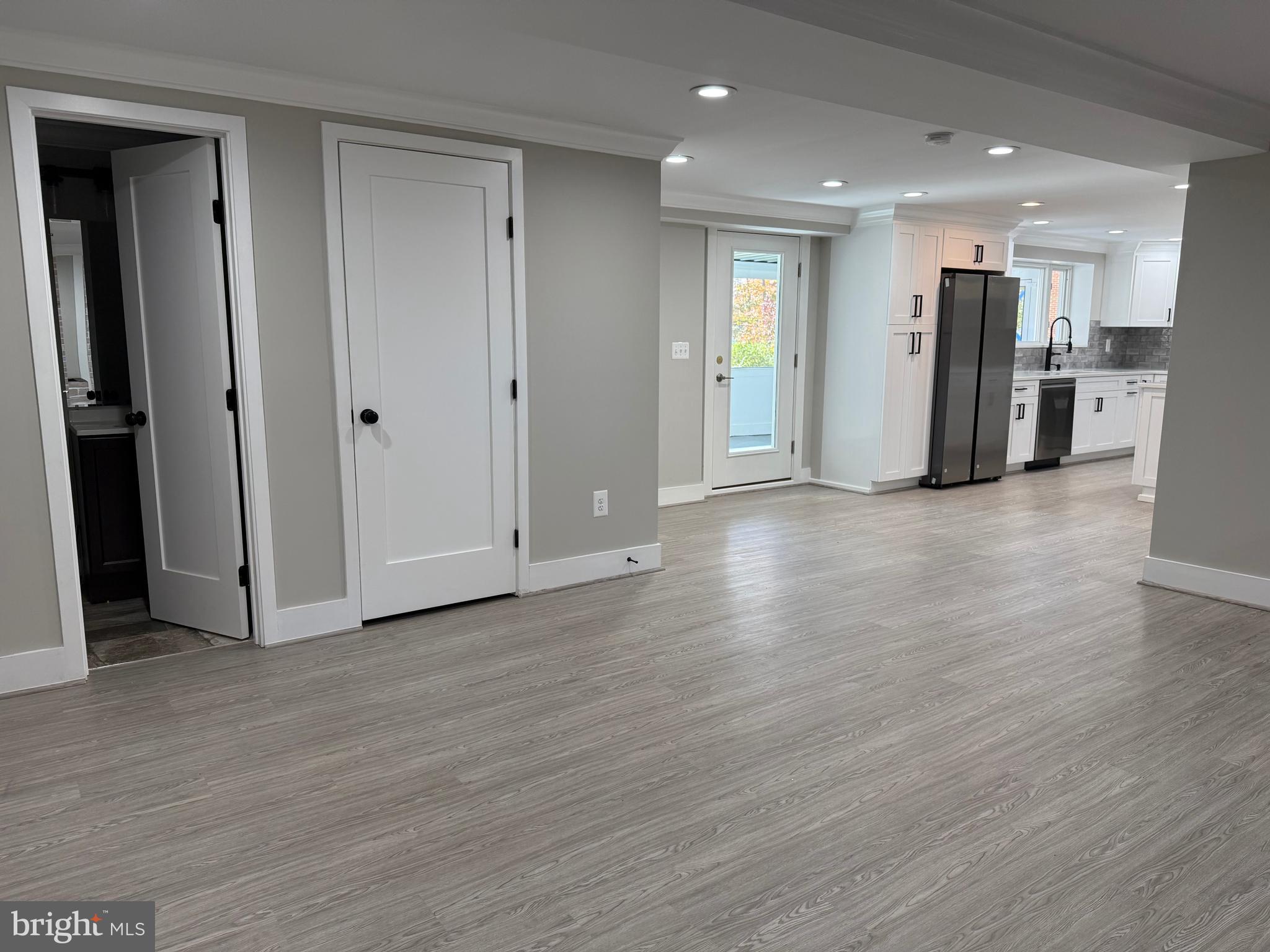 LOCH HAVEN BEACH - Residential