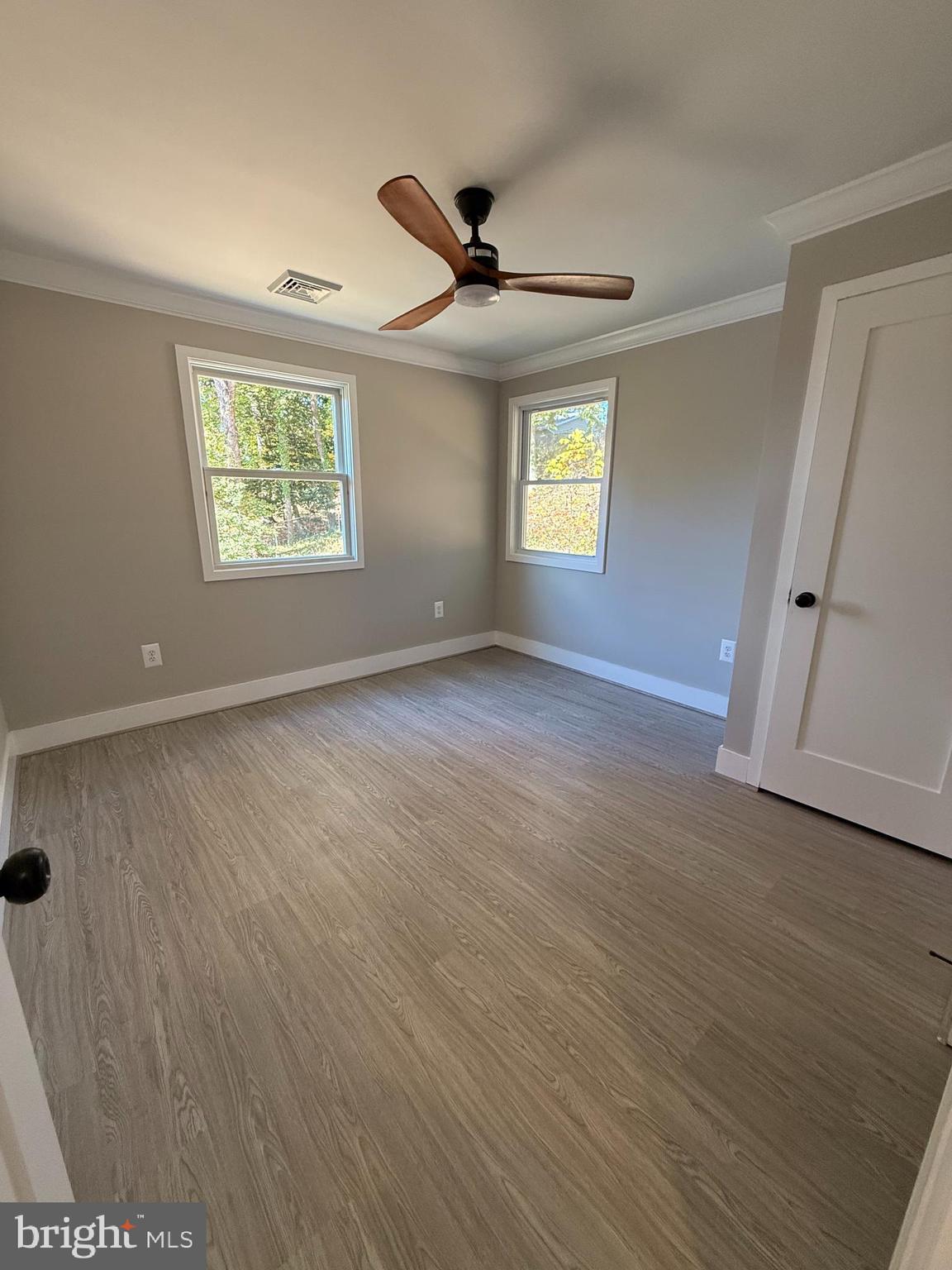 LOCH HAVEN BEACH - Residential