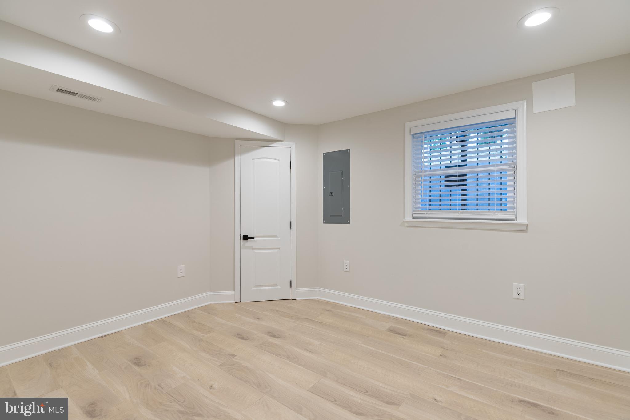 JOHNS HOPKINS - Residential