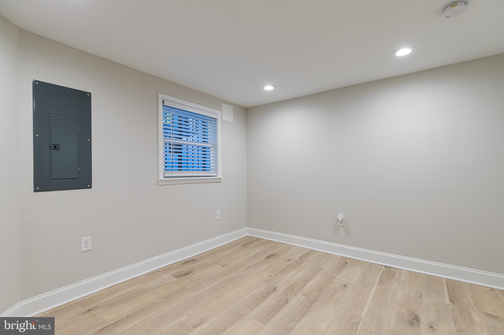 JOHNS HOPKINS - Residential