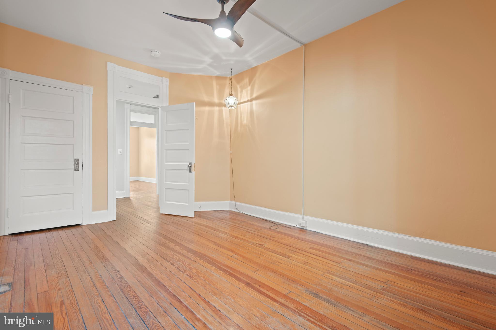 CHARLES VILLAGE - Residential