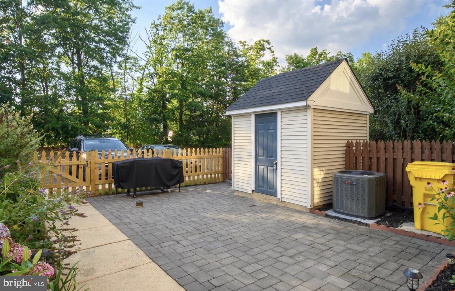 PINEY ORCHARD - Residential