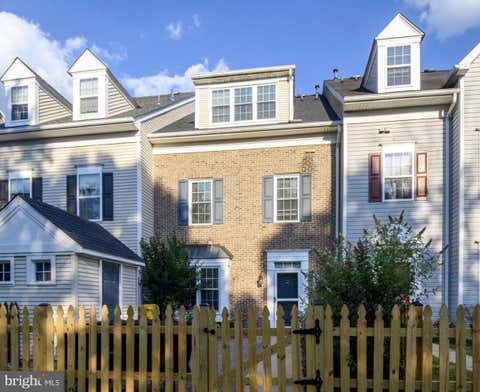 Townhouse For Sale - 8725 Spring Brook Way<br/> ODENTON, MD 21113