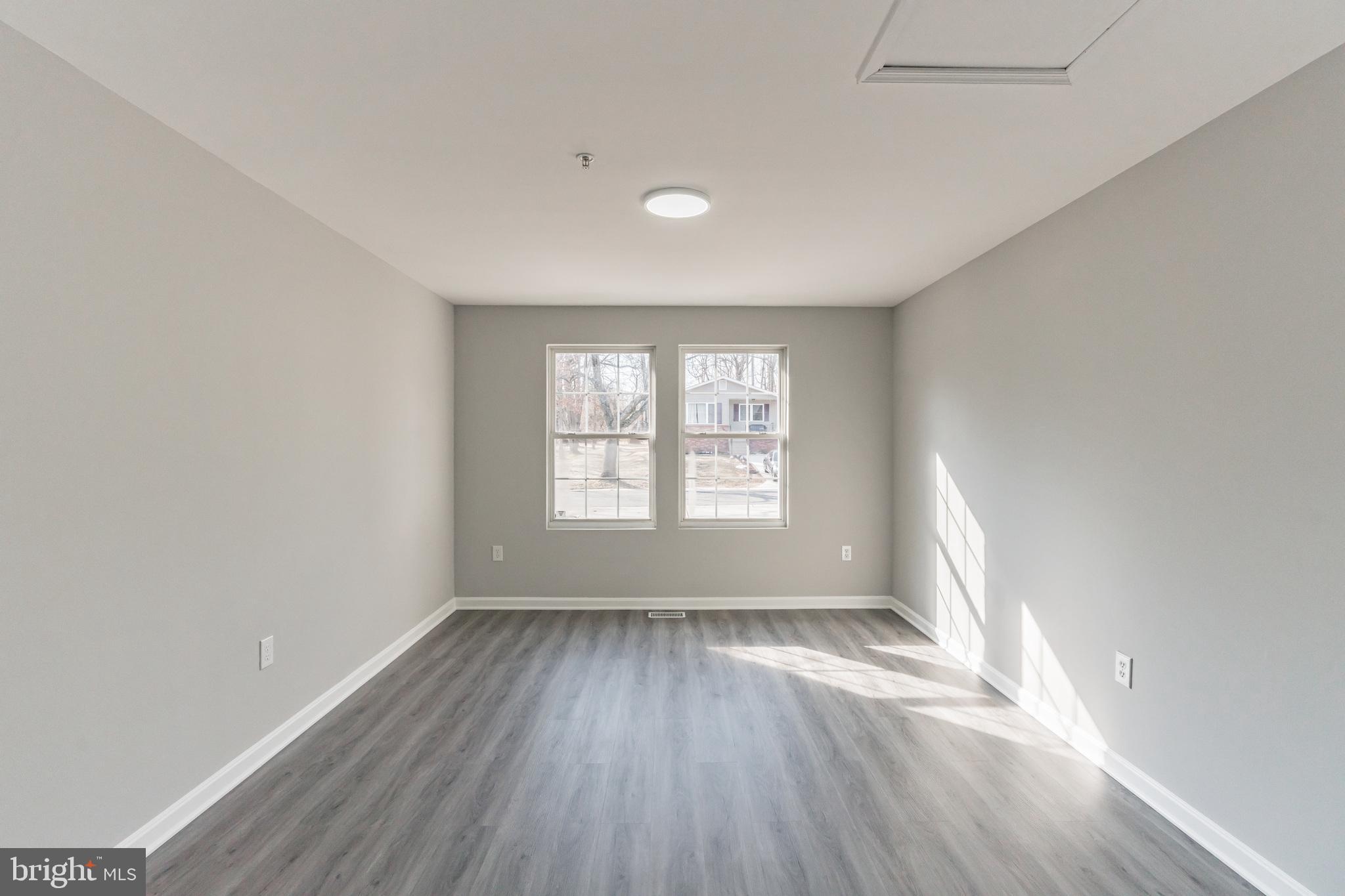 LINCOLN - Residential