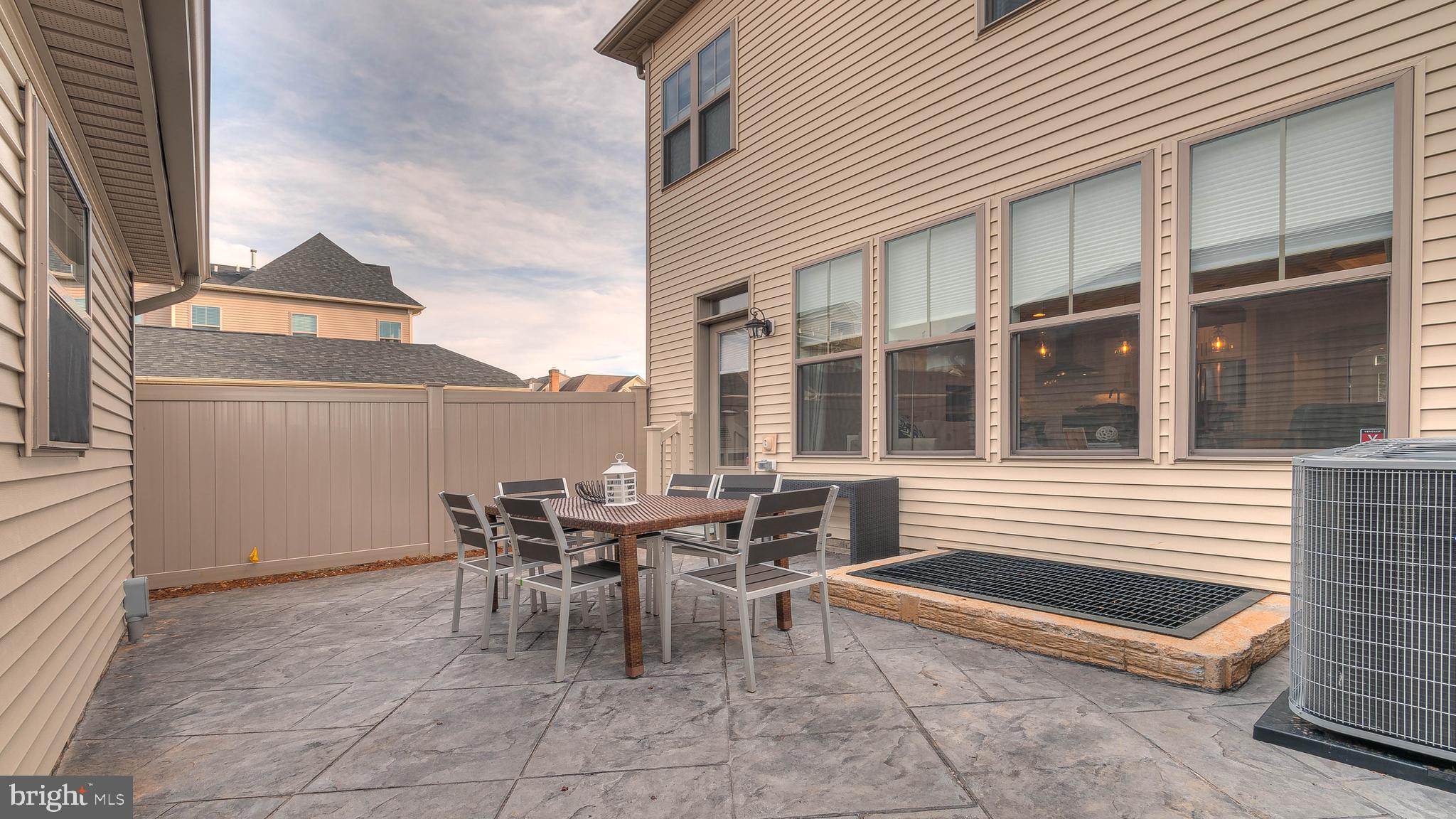 WORMANS MILL - Residential