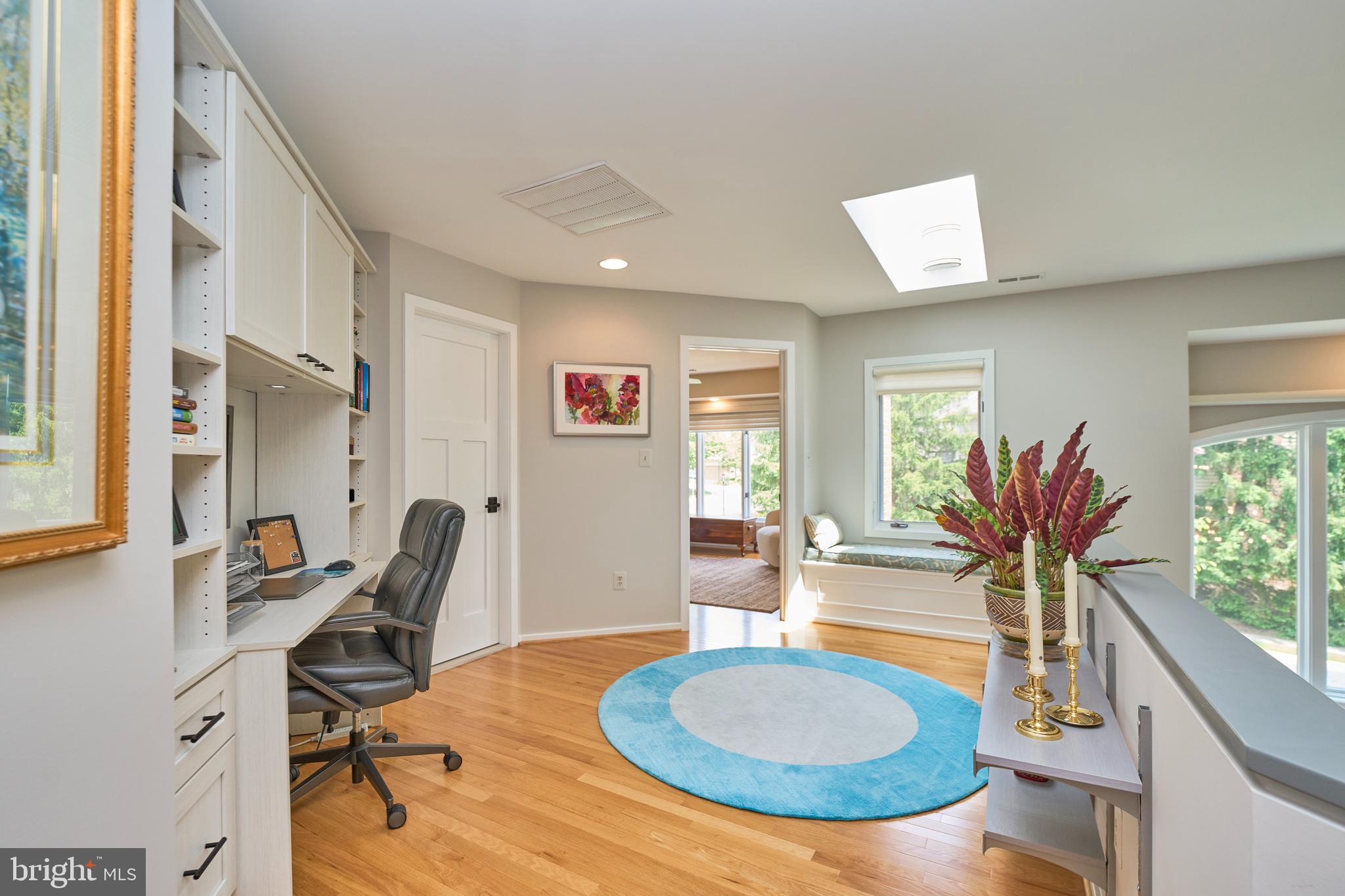 RESTON - Residential