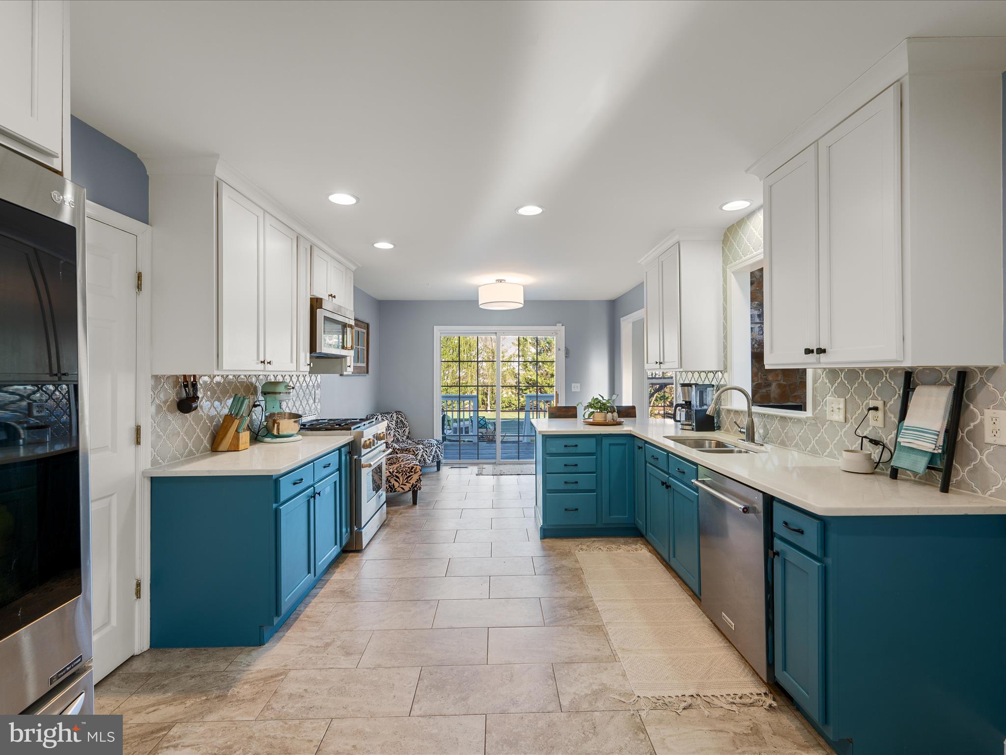 CANTER ESTATES - Residential