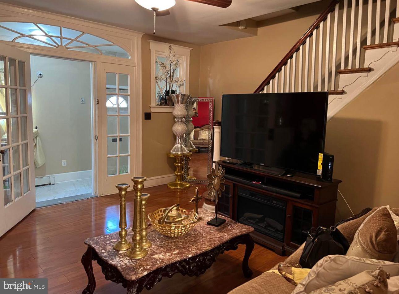 PHILADELPHIA (NORTH) - Residential