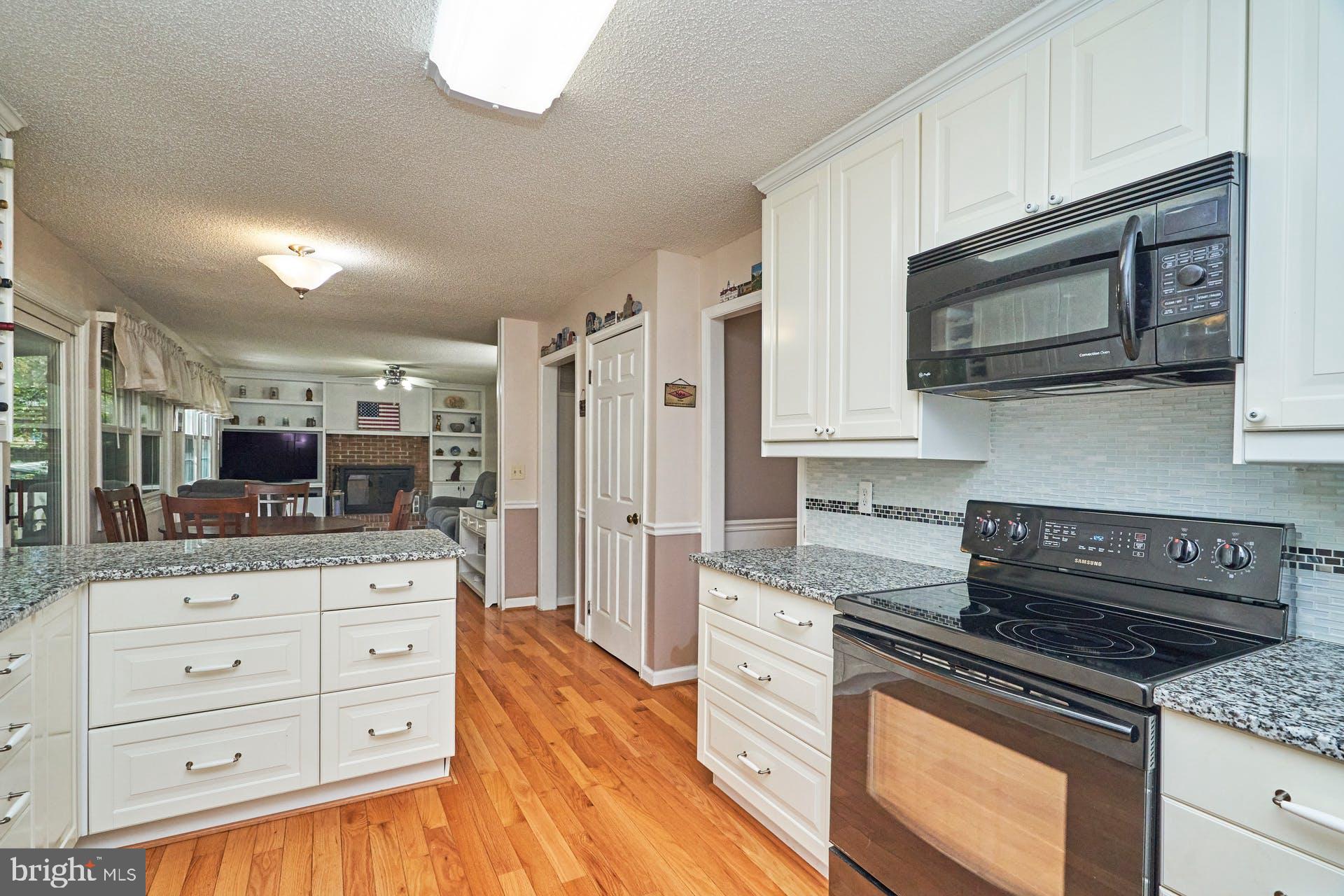 IRON RIDGE - Residential