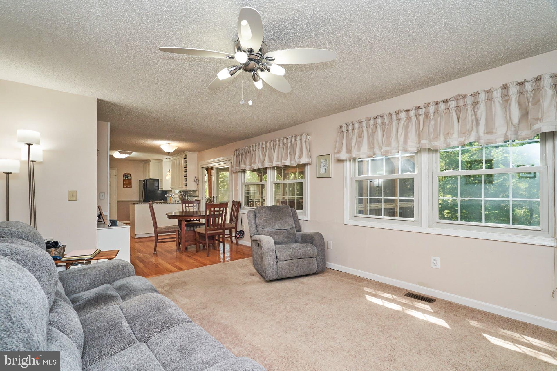 IRON RIDGE - Residential