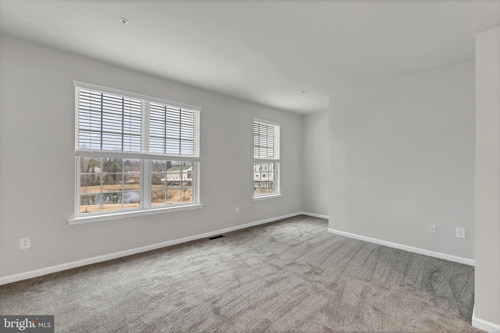 CAPITOL HEIGHTS - Residential