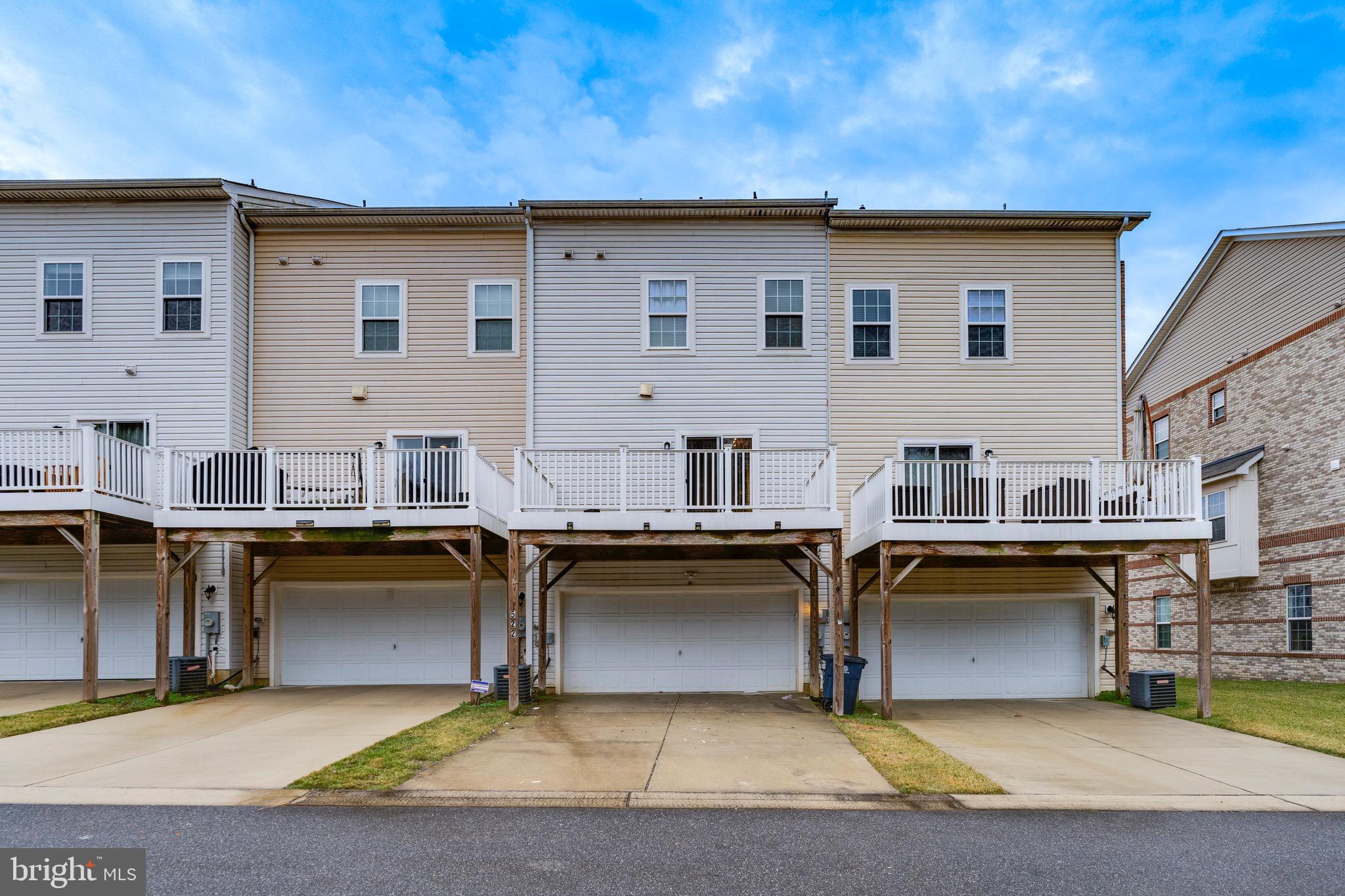 CAPITOL HEIGHTS - Residential