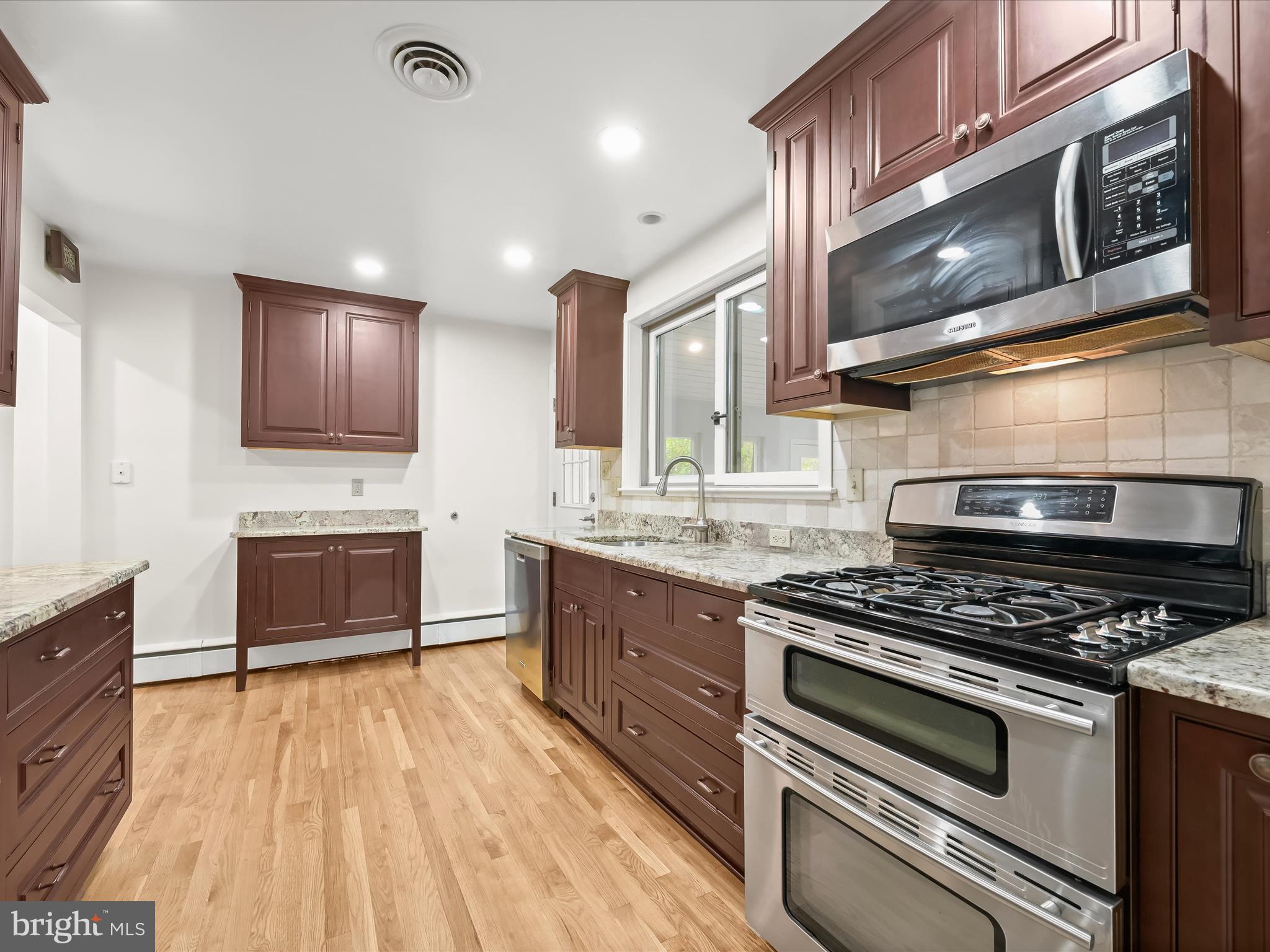 WOODSTOCK - Residential