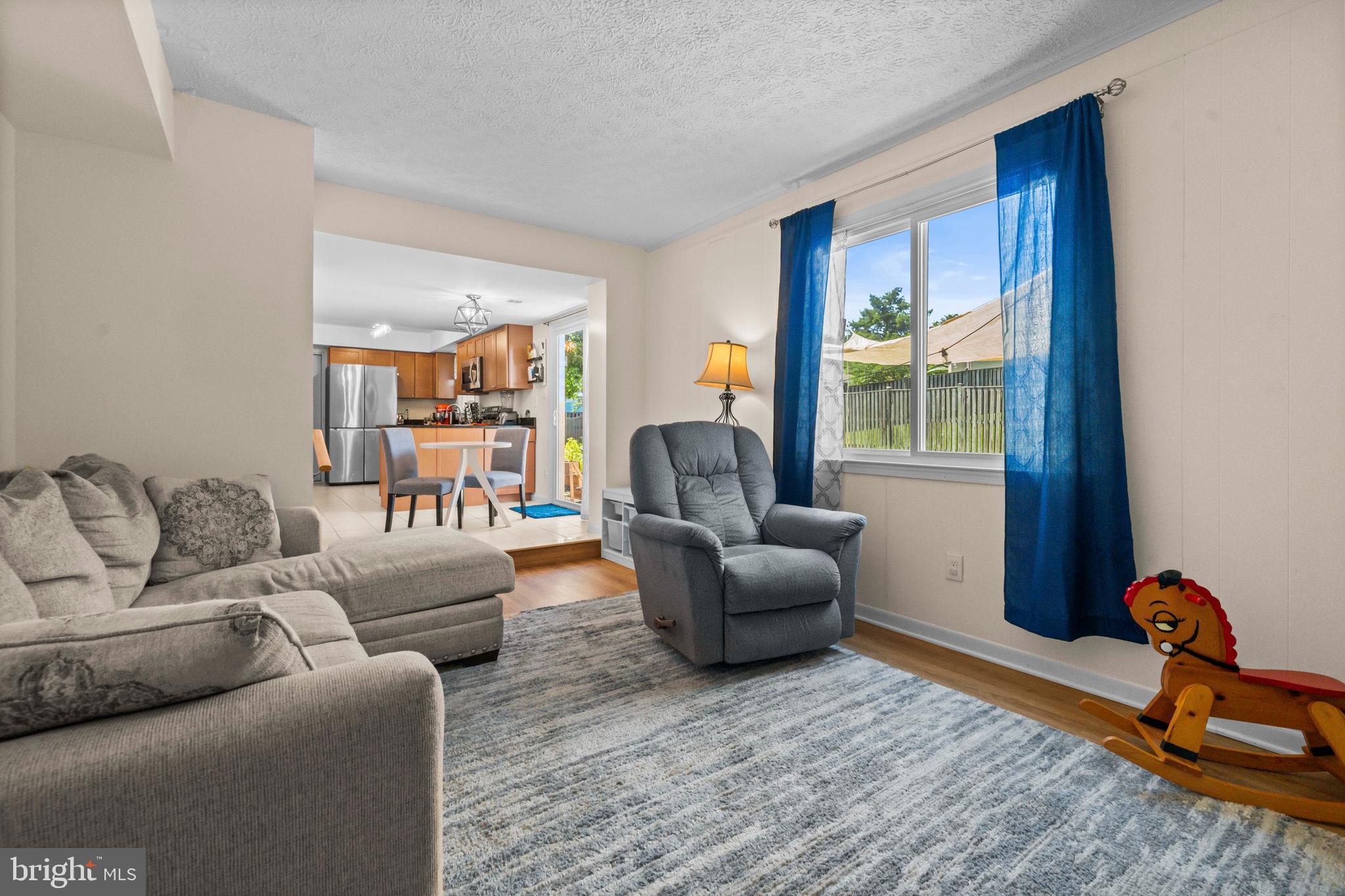 KINGSTON CHASE - Residential