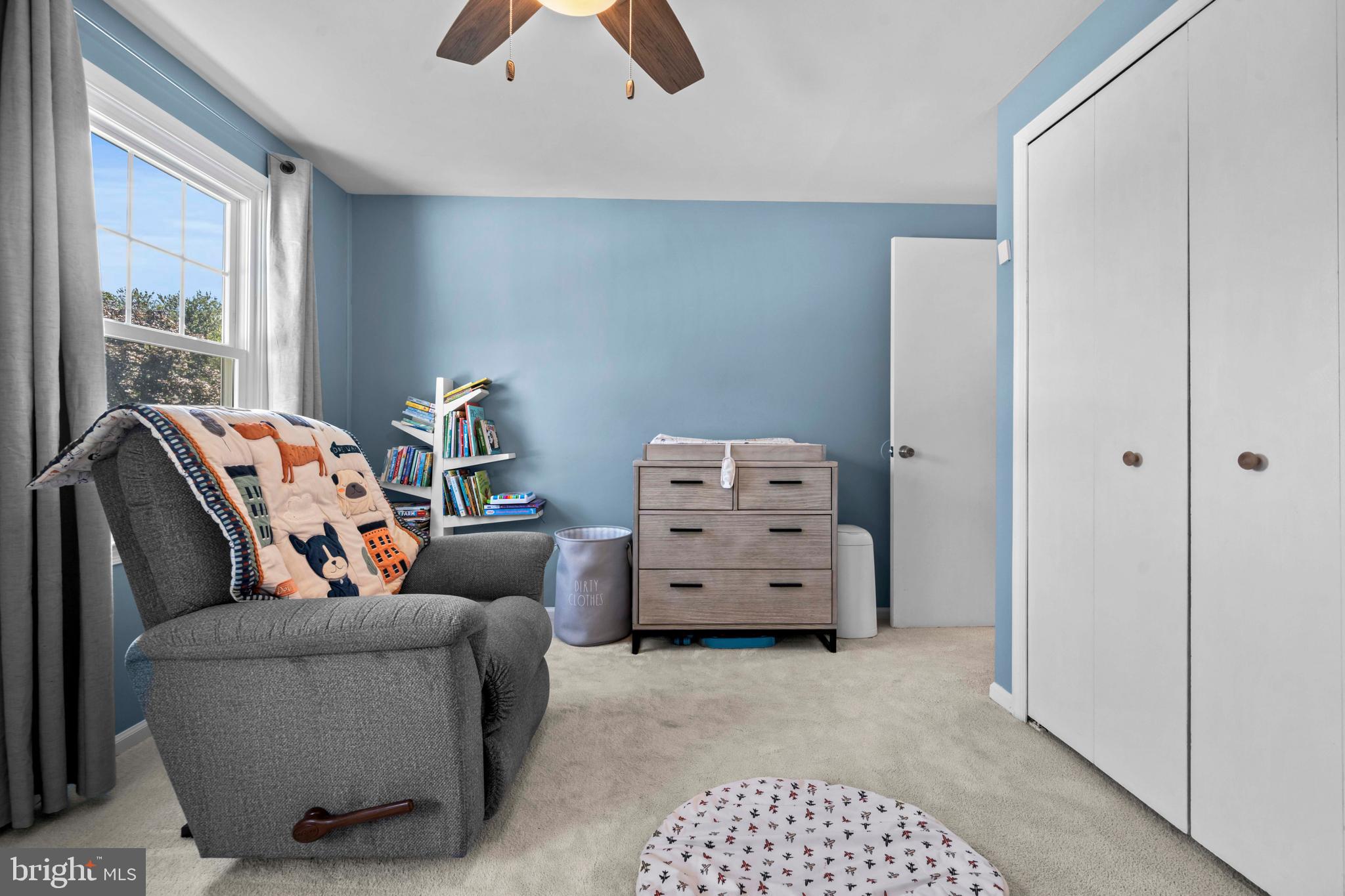 KINGSTON CHASE - Residential