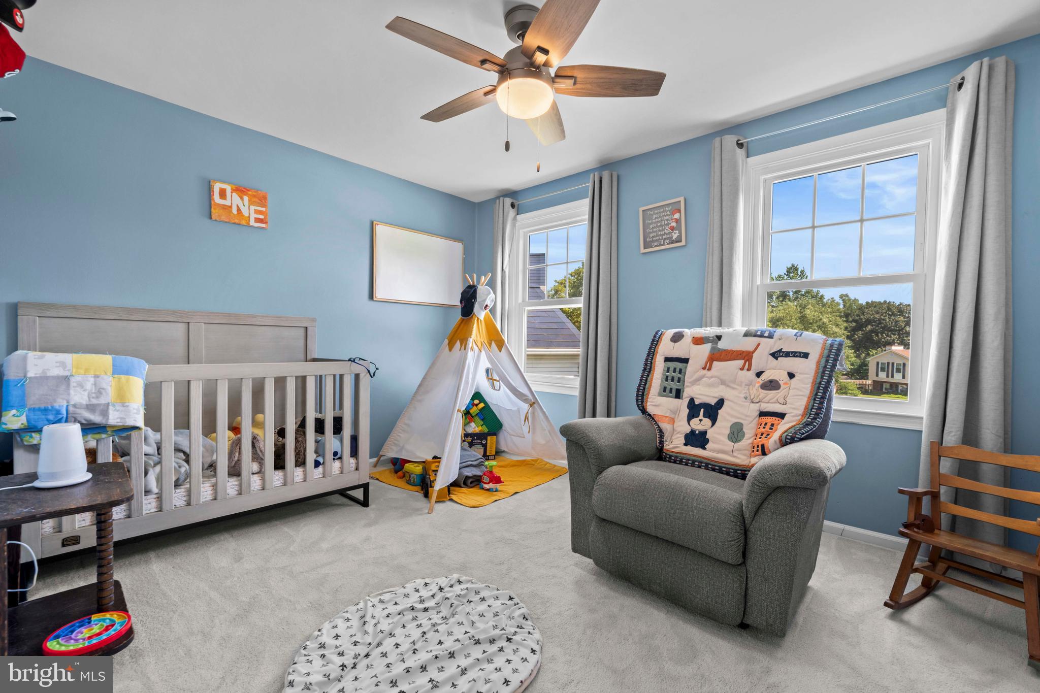 KINGSTON CHASE - Residential