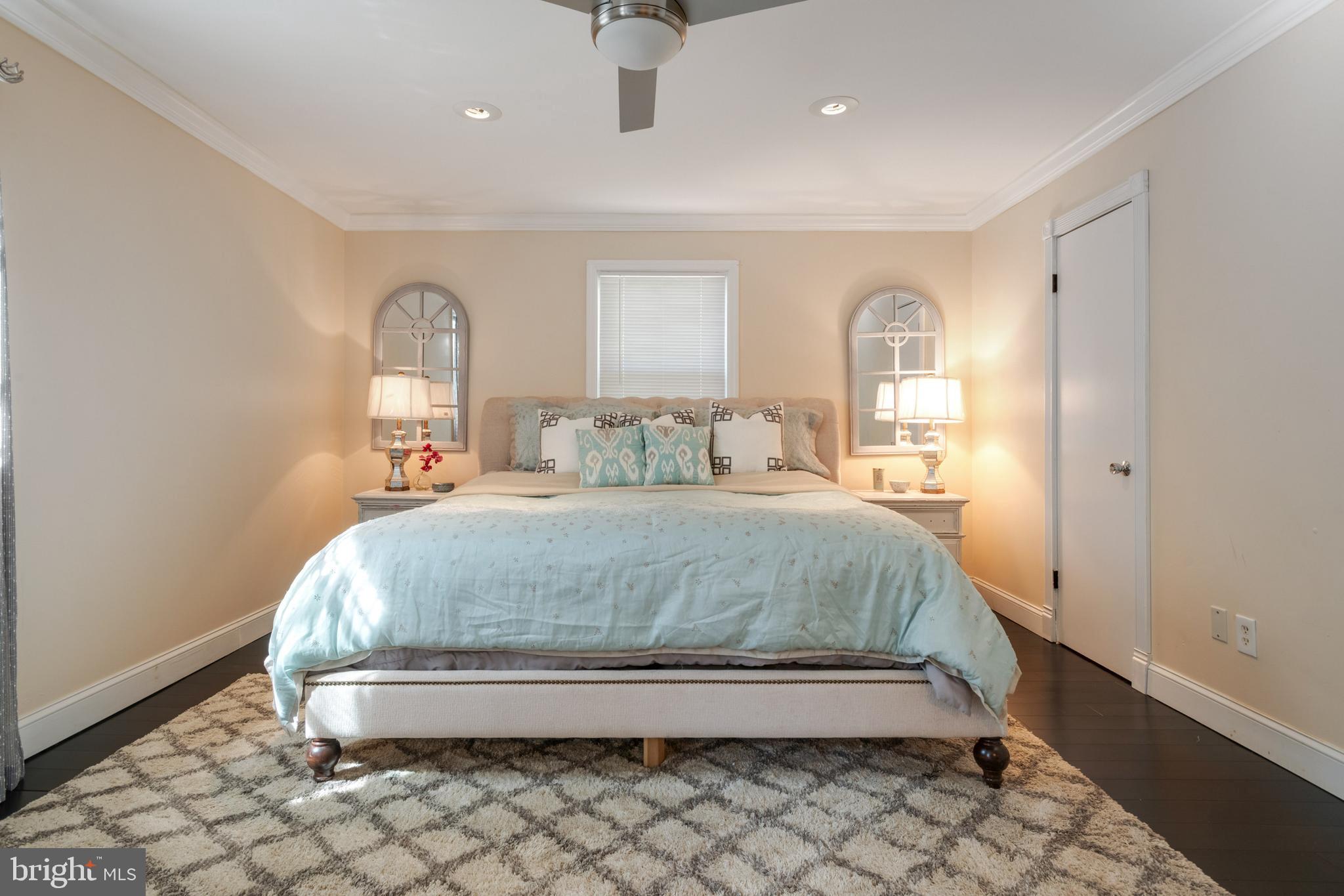 BROOKFIELD - Residential