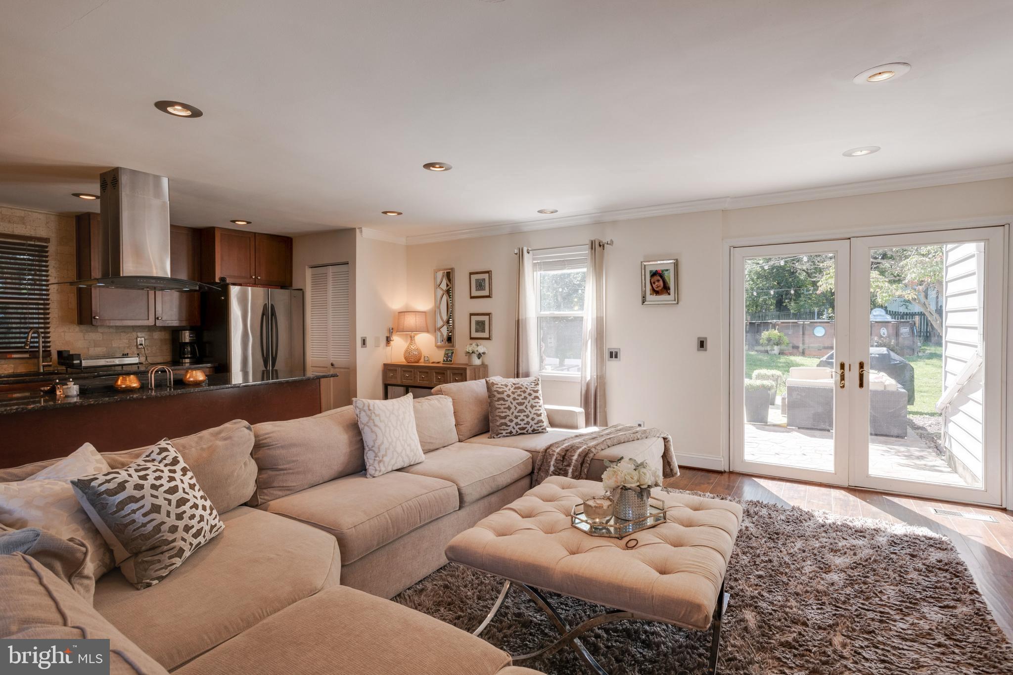 BROOKFIELD - Residential