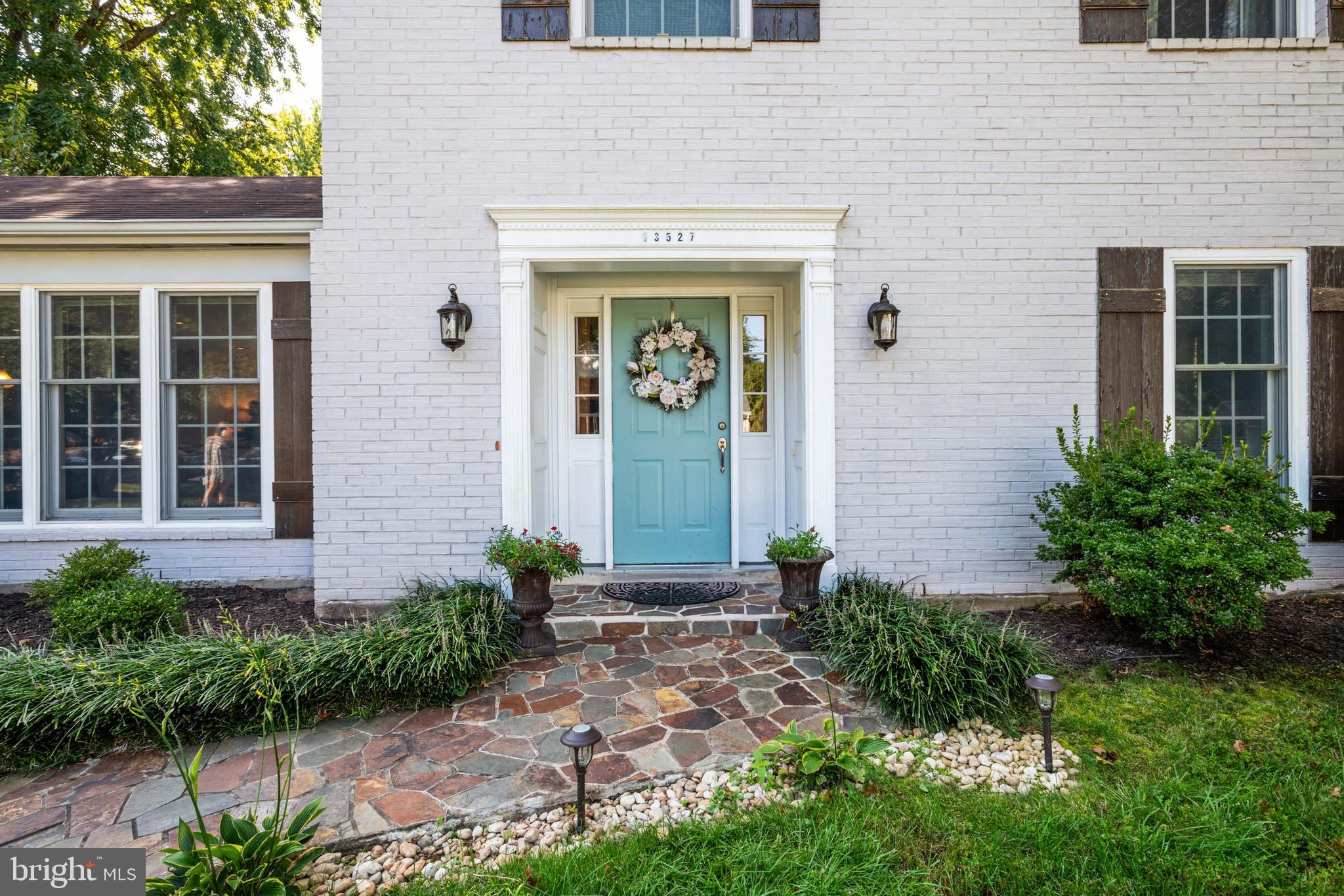 BROOKFIELD - Residential