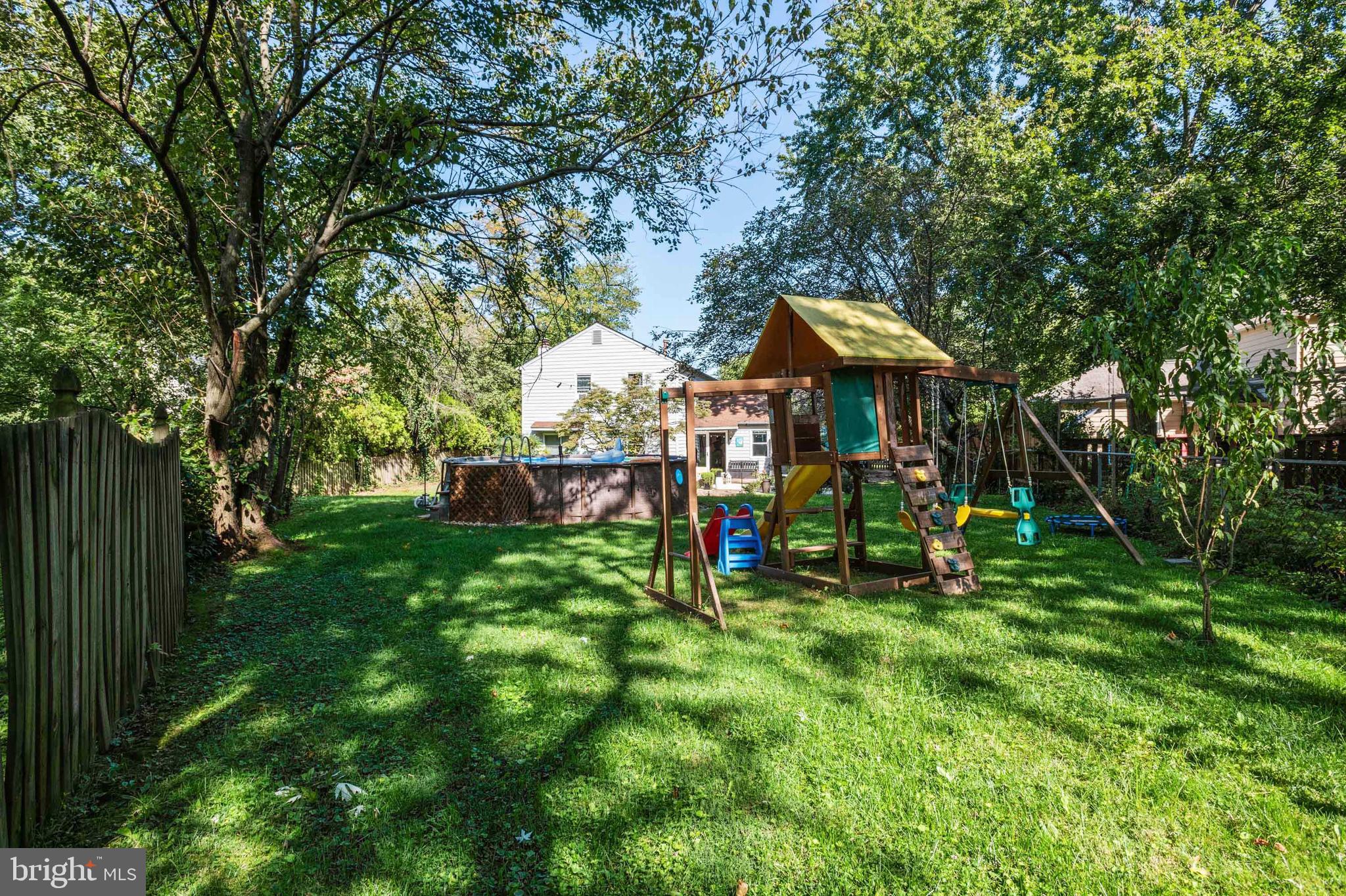 BROOKFIELD - Residential