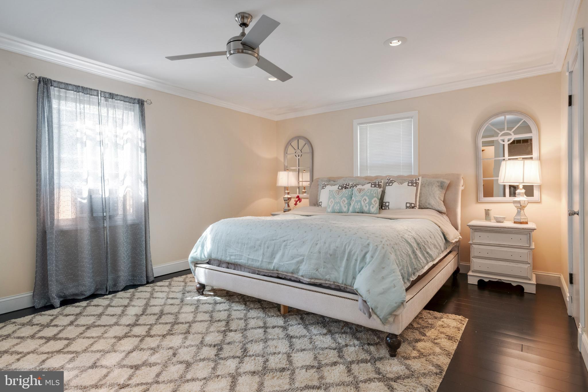 BROOKFIELD - Residential