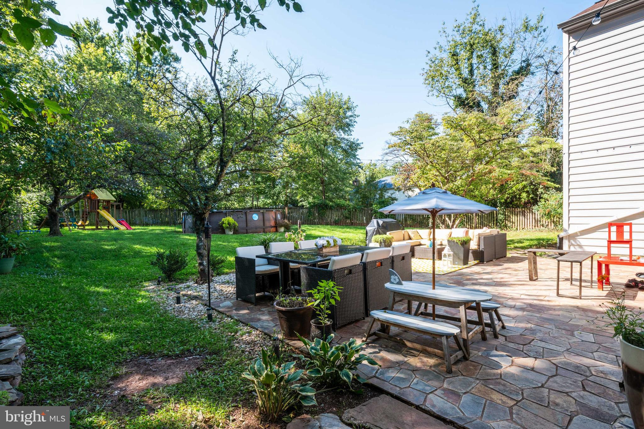 BROOKFIELD - Residential